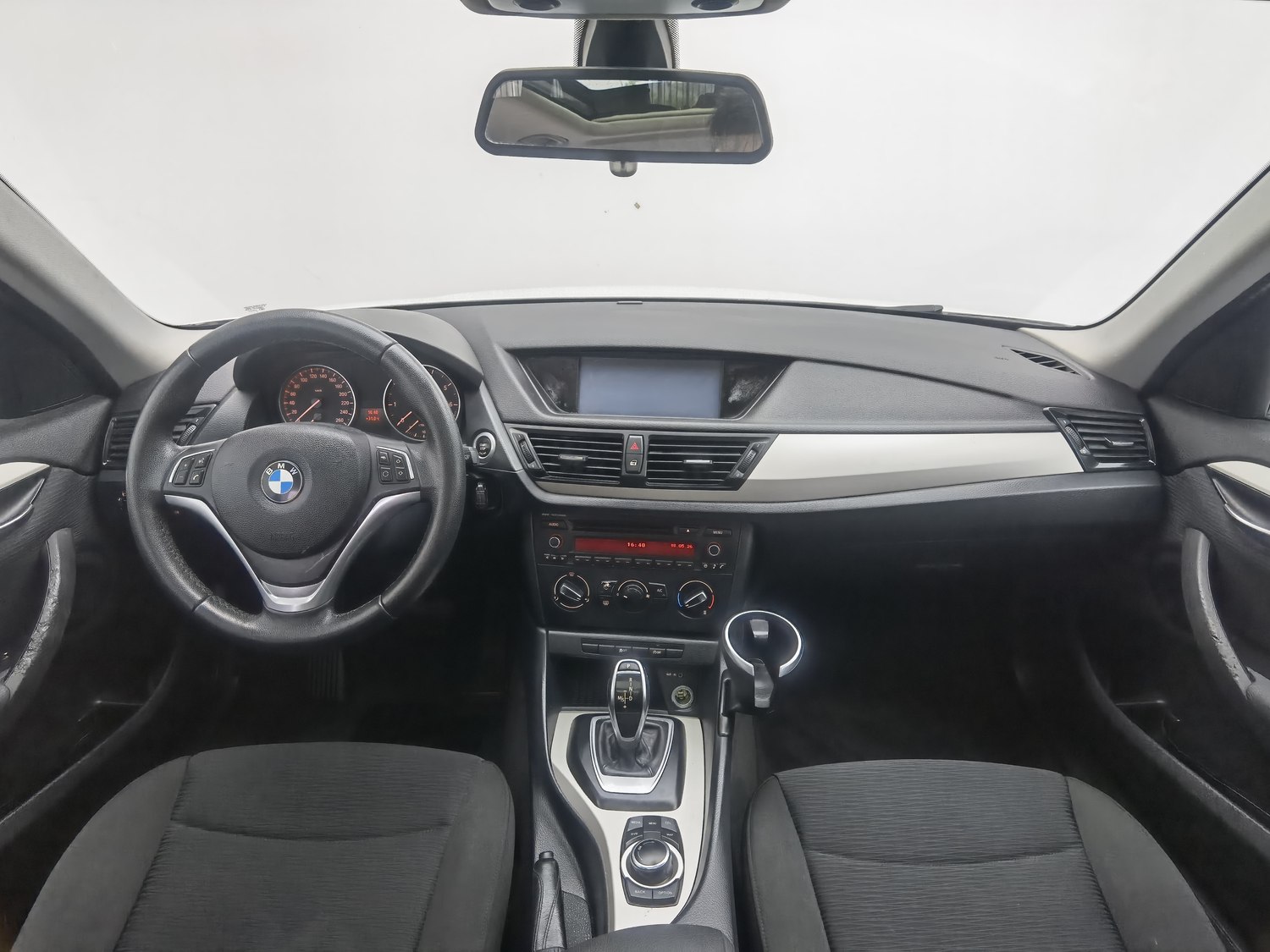 Used BMW X1 2014 2.0 AT