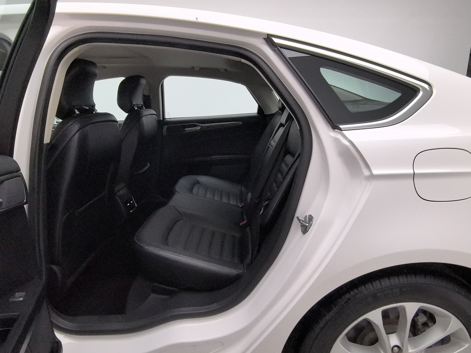 Used Ford Mondeo 2020 2.0 AT