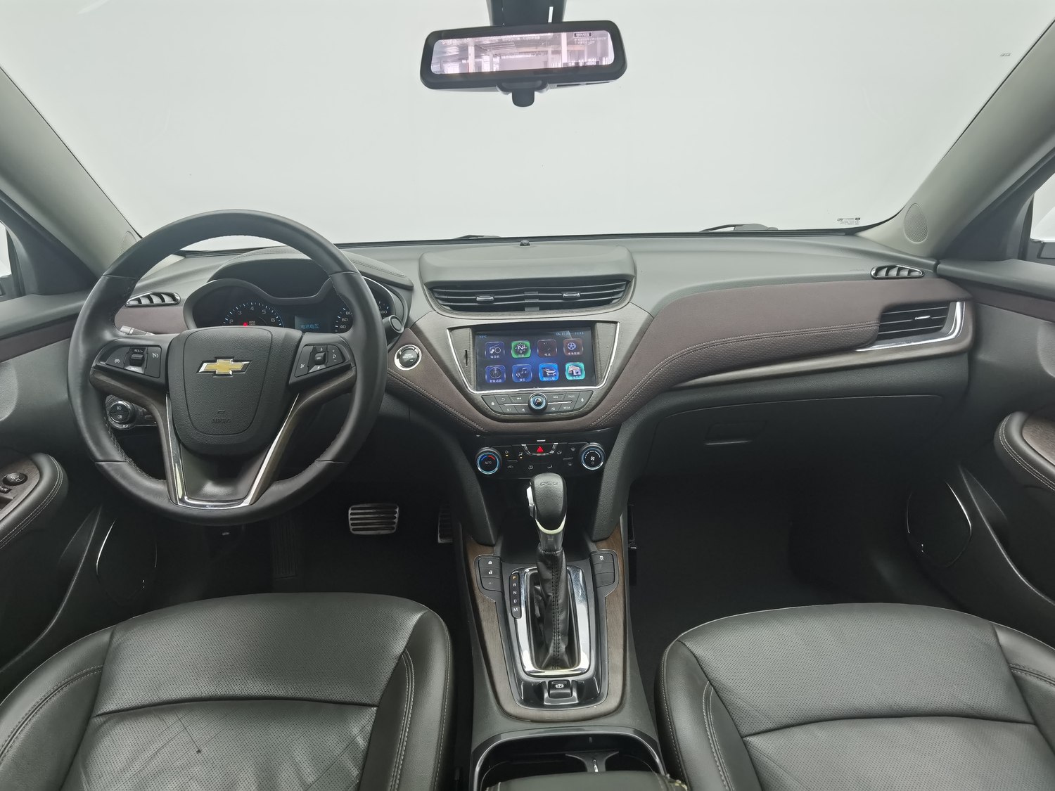 Used Chevrolet Malibu 2016 2.0 AT