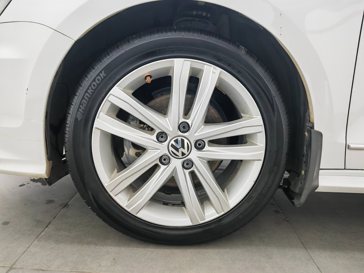 Used Volkswagen Sagitar 2018 1.4 AT