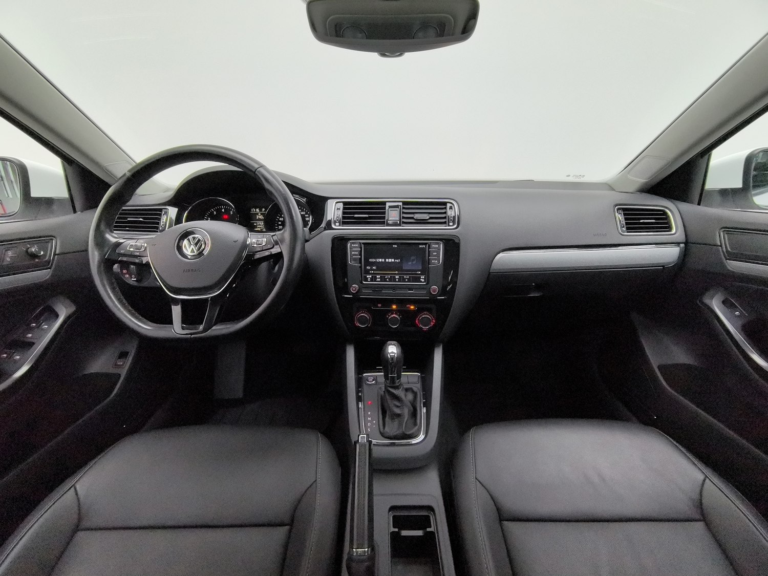 Used Volkswagen Sagitar 2018 1.6 AT