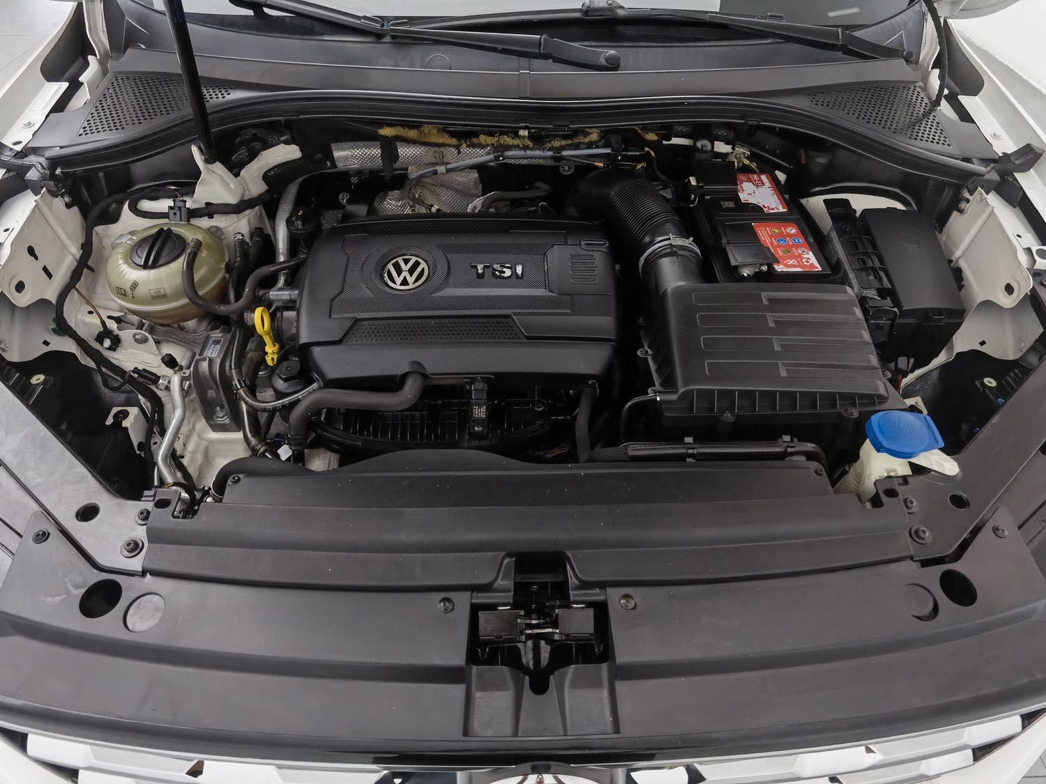 Used Volkswagen Tiguan L 2017 1.8 AT