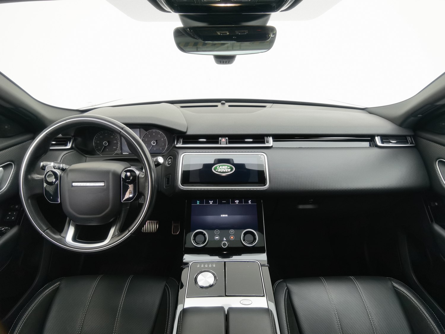 Used Land Rover Range Rover Velar 2017 3.0 AT