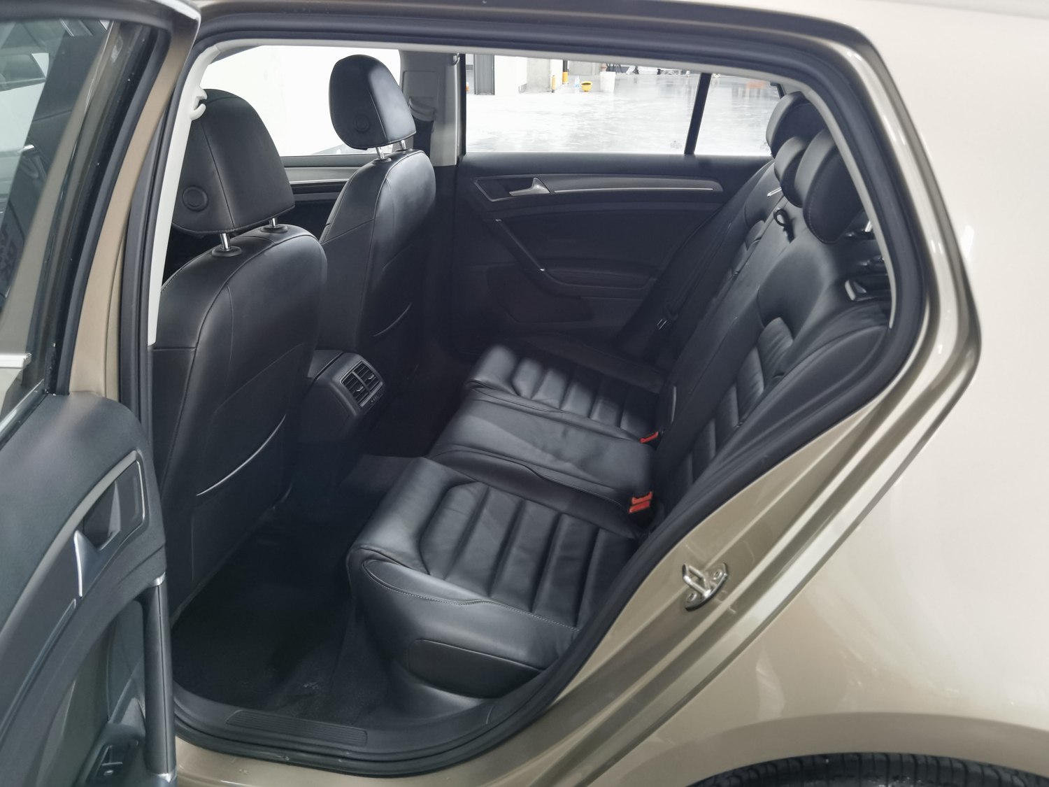Used Volkswagen Golf 2015 1.4 AT