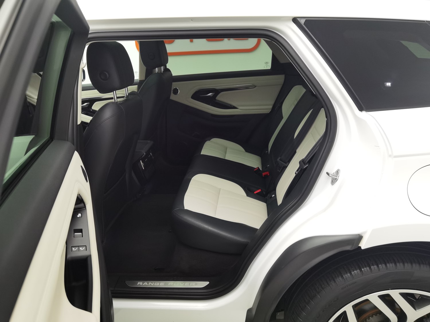 Used Land Rover Range Rover Evoque NEV 2021 1.5 AT