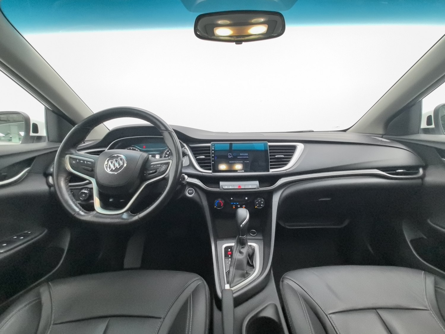Used Buick GL6 TourX 2018 1.3 AT