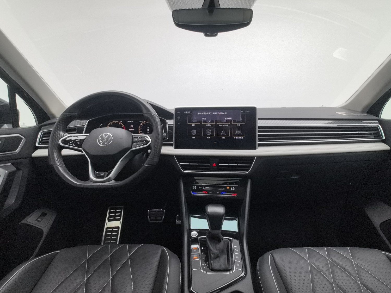 Used Volkswagen Tiguan L 2022 2.0 AT