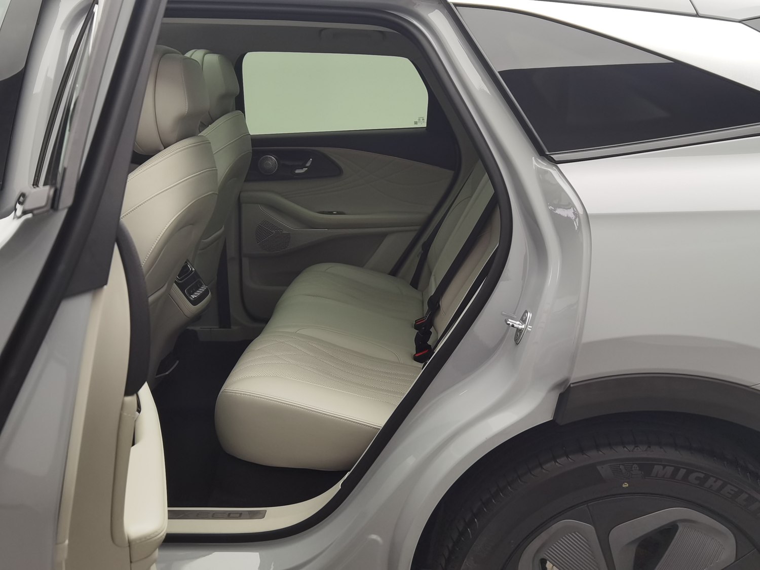 Used Exeed Yaoguang 2023 2.0 AT