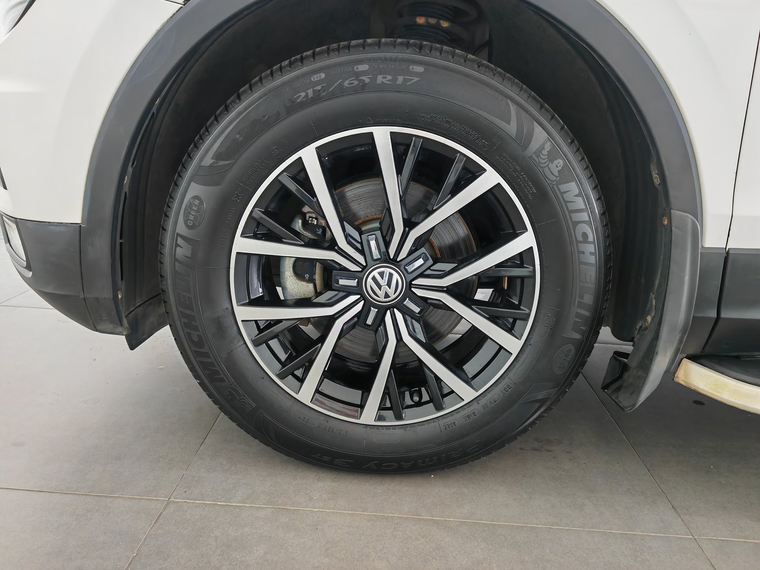Used Volkswagen Tiguan L 2018 1.4 AT