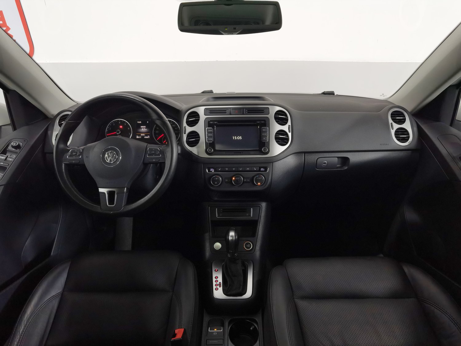 Used Volkswagen Tiguan 2015 1.8 AT