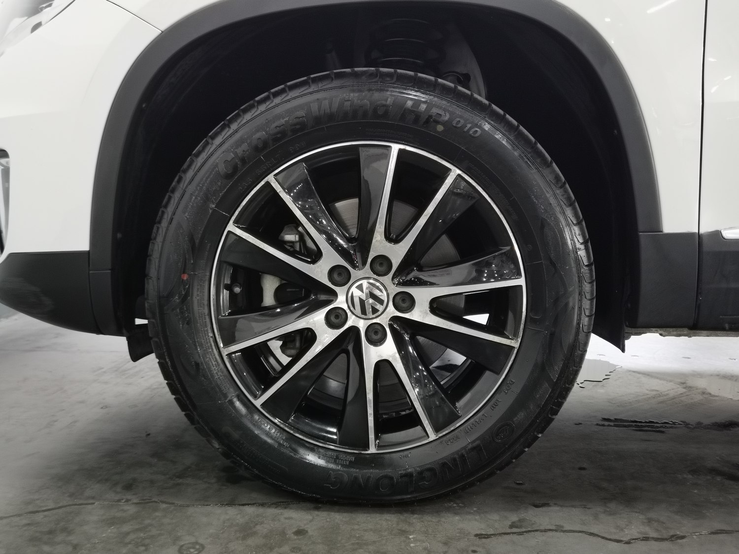 Used Volkswagen Tiguan 2015 1.8 AT