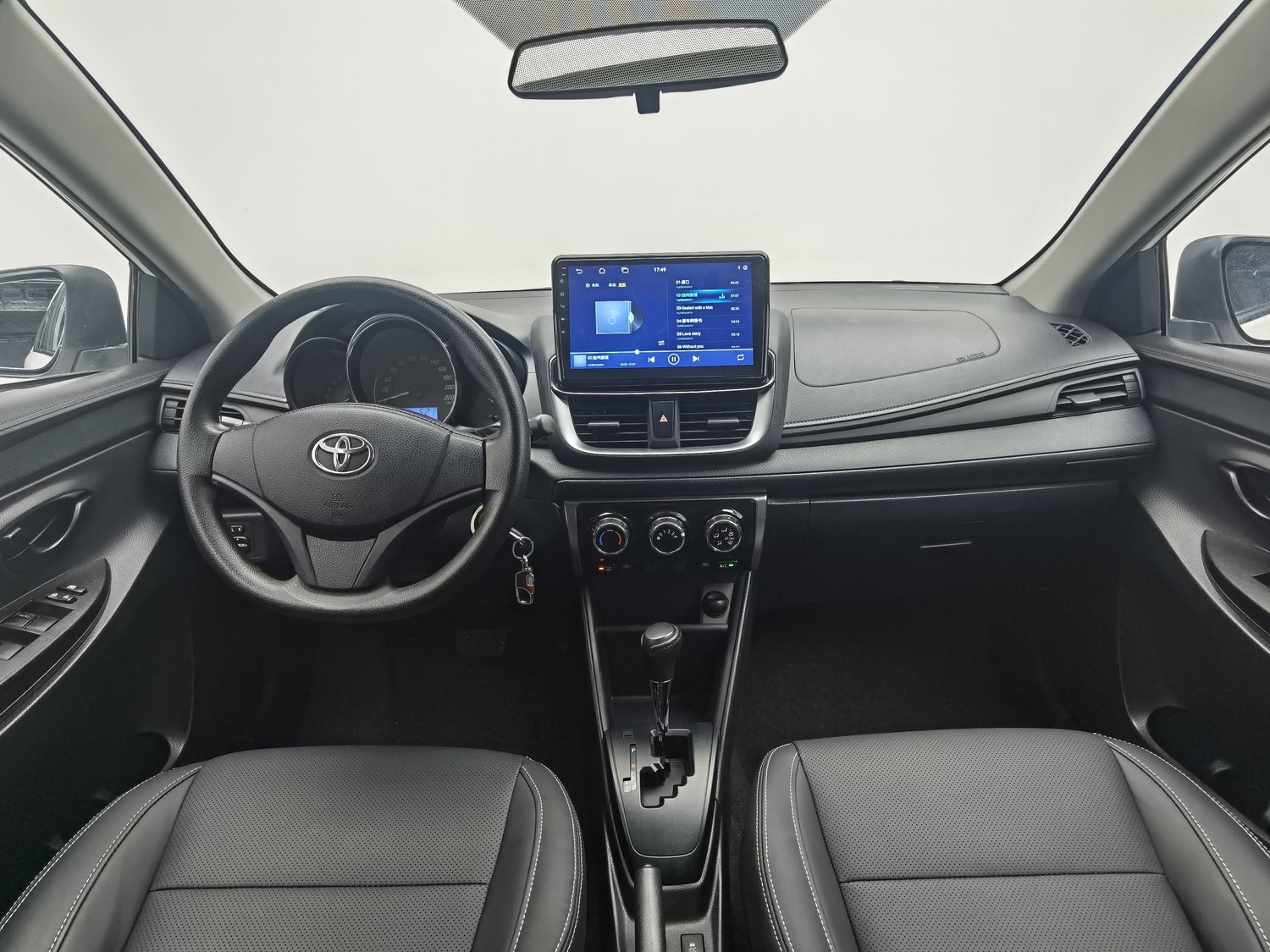 Used Toyota YARiS L 2020 1.5 AT