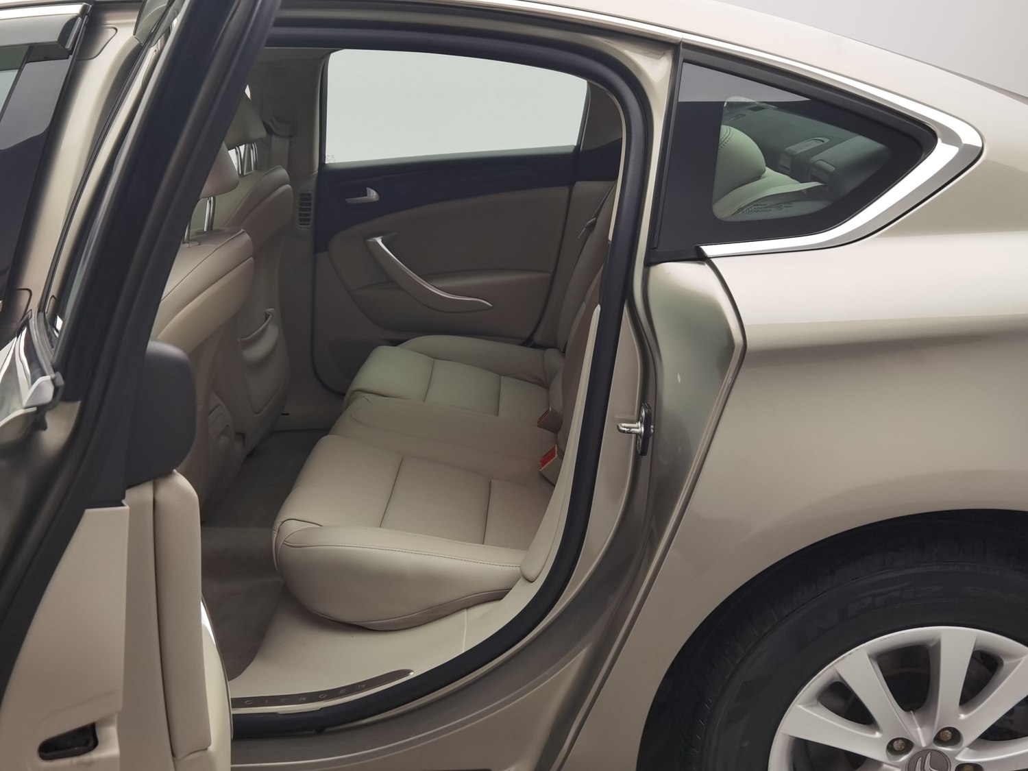 Used Citroen C5 2013 2.0 AT