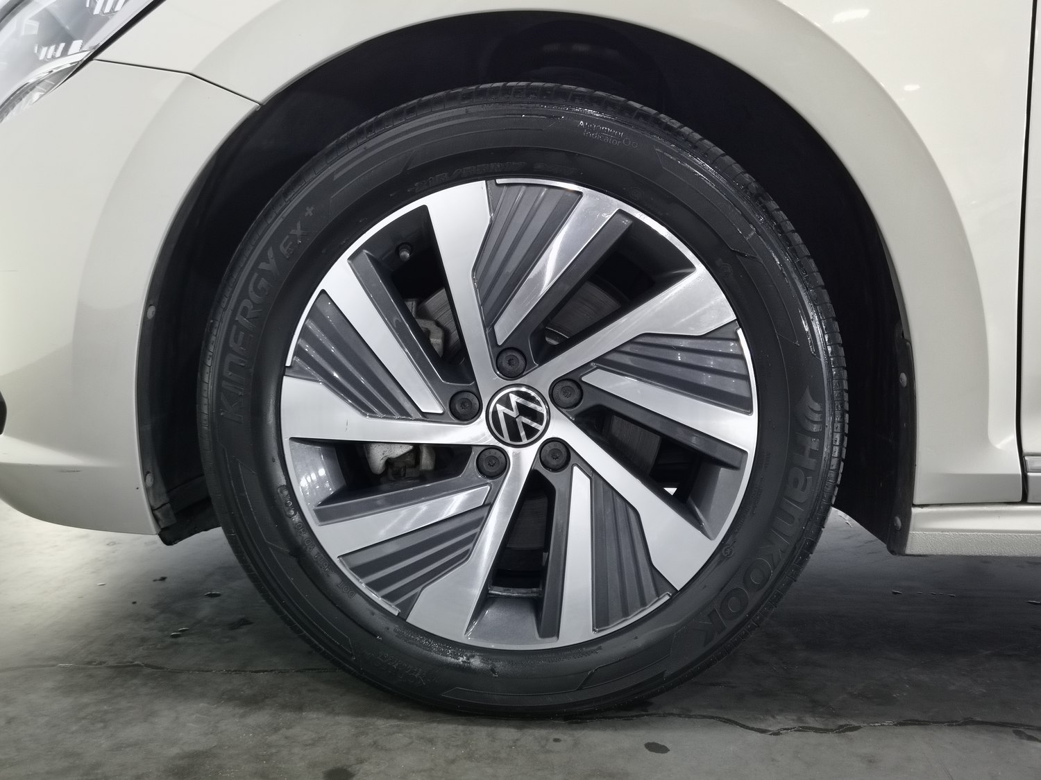 Used Volkswagen Passat NEV 2020 1.4 AT