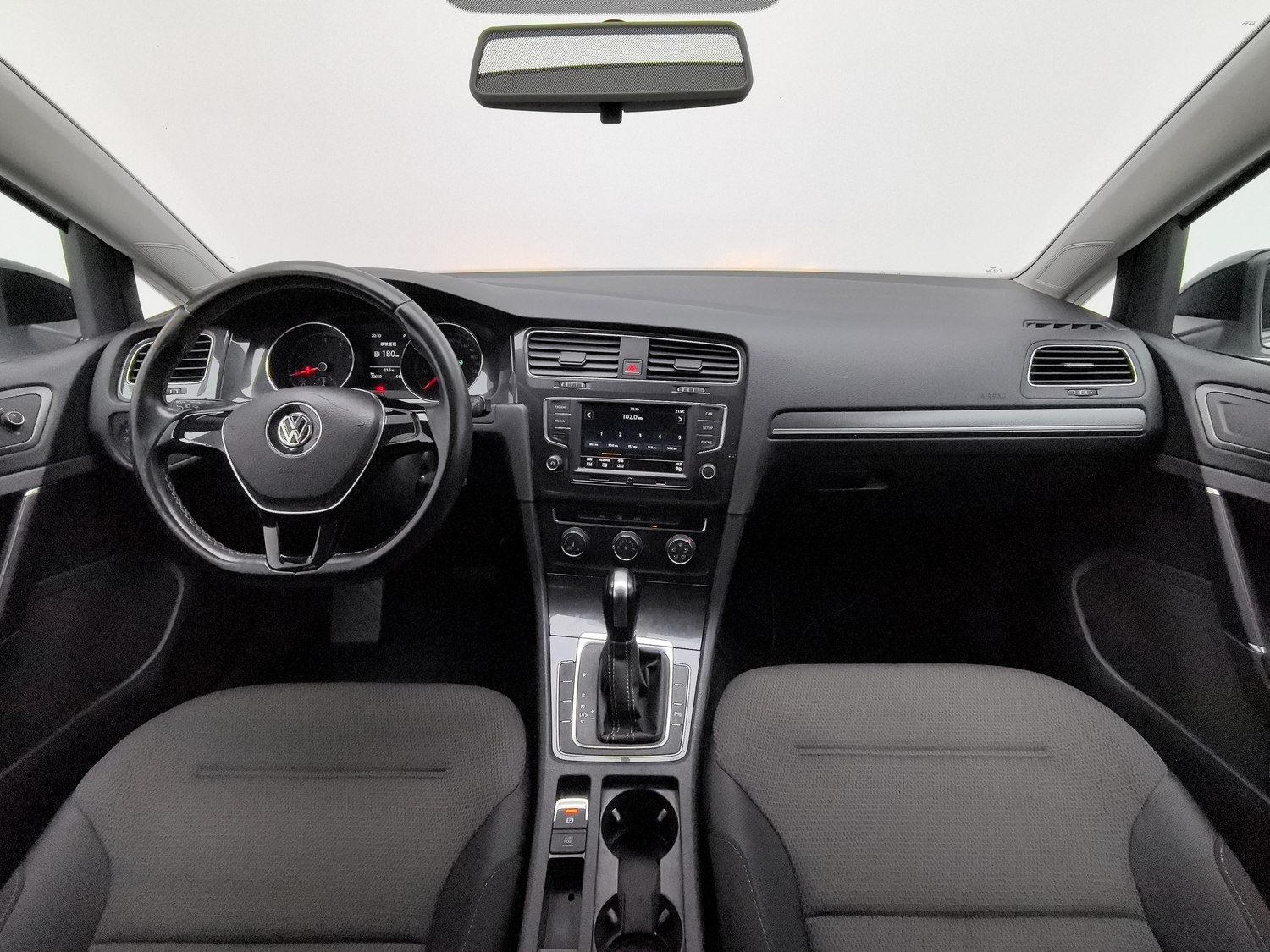 Used Volkswagen Golf 2017 1.6 AT