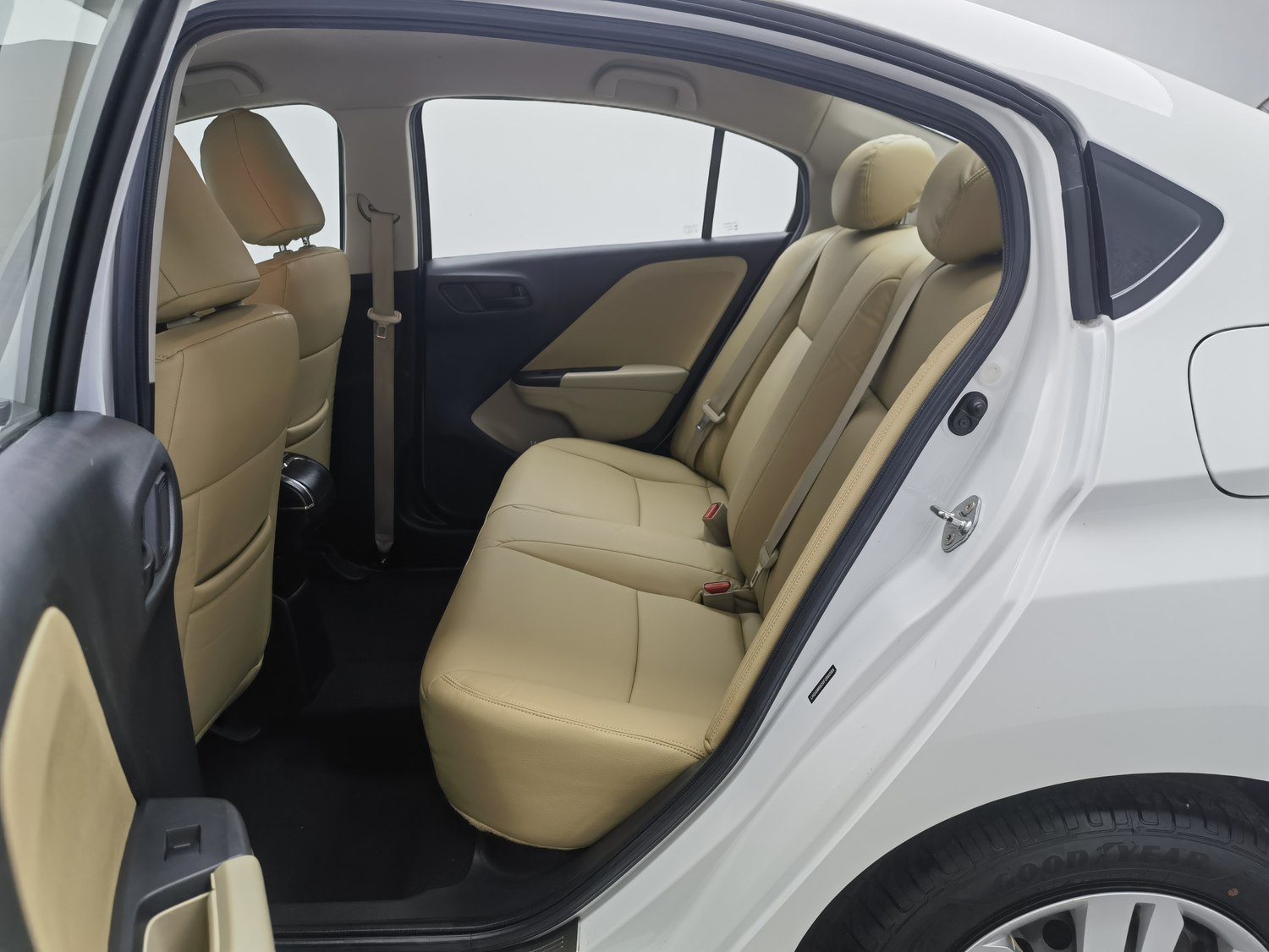 Used Honda City 2015 1.5 AT