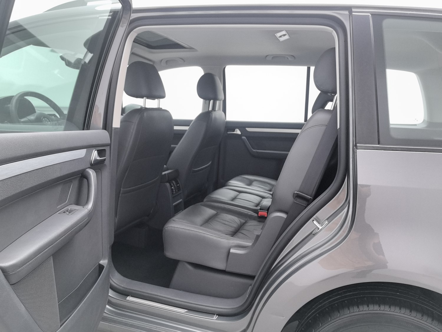 Used Volkswagen Touran 2013 1.4 AT