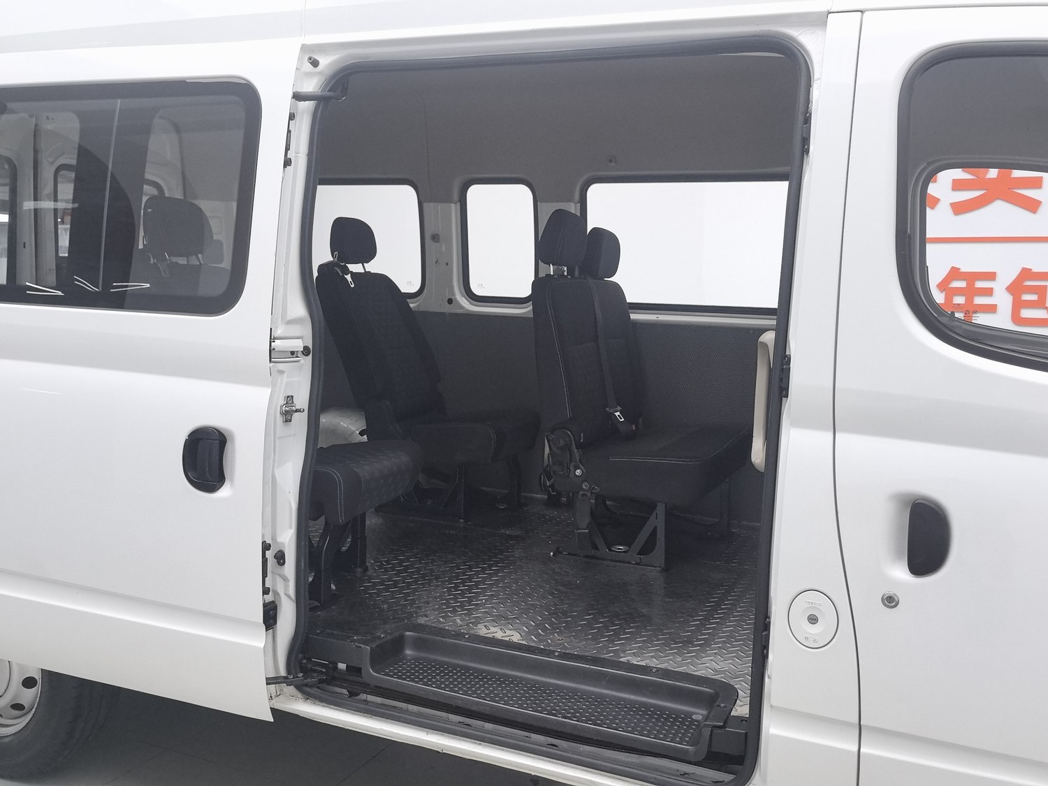 Used SAIC MAXUS V80 2023 2.0 MT