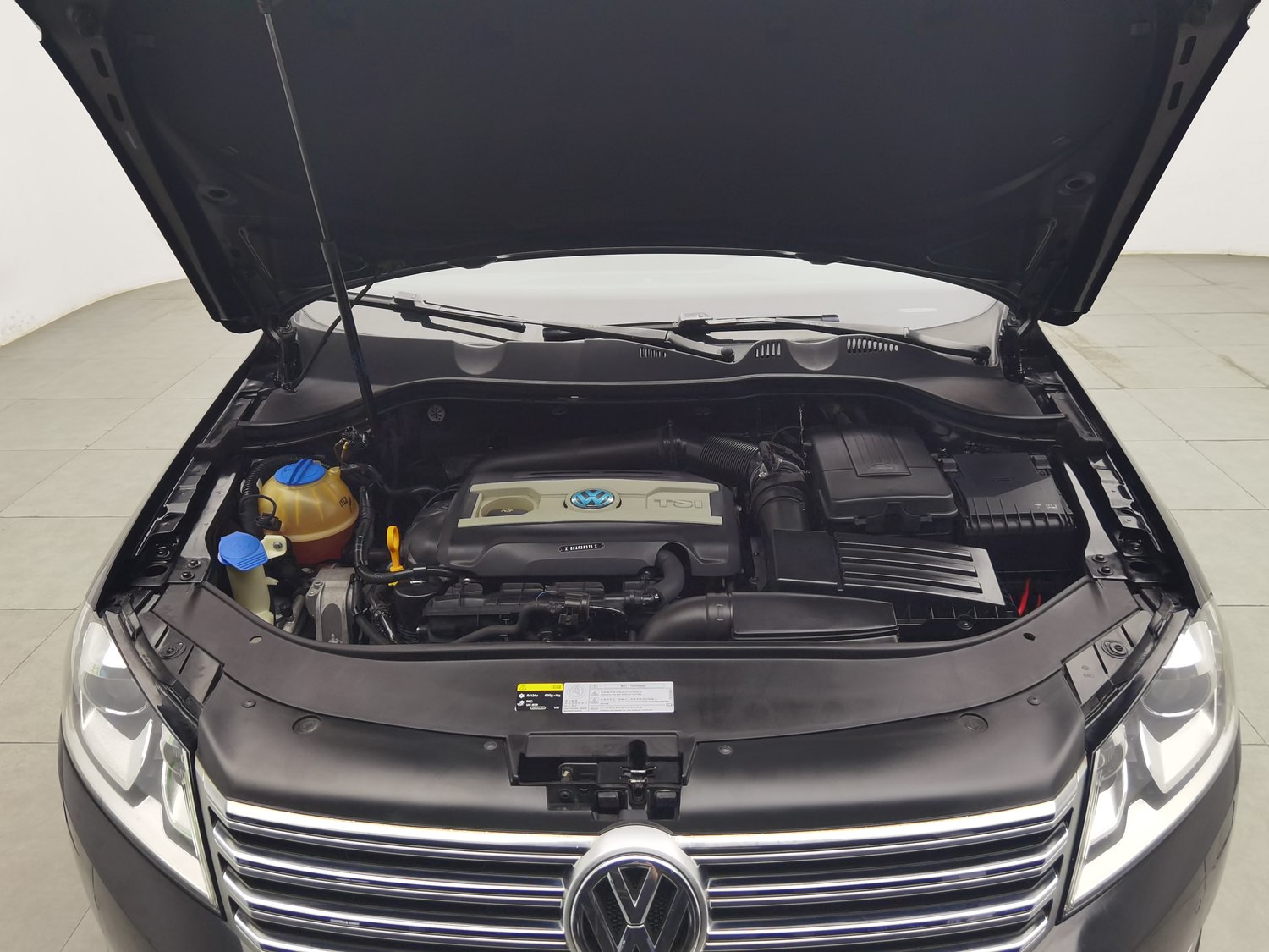 Used Volkswagen Magotan 2016 1.8 AT