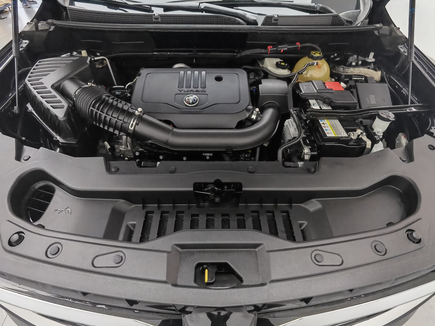 Used Buick Enclave 2022 2.0 AT