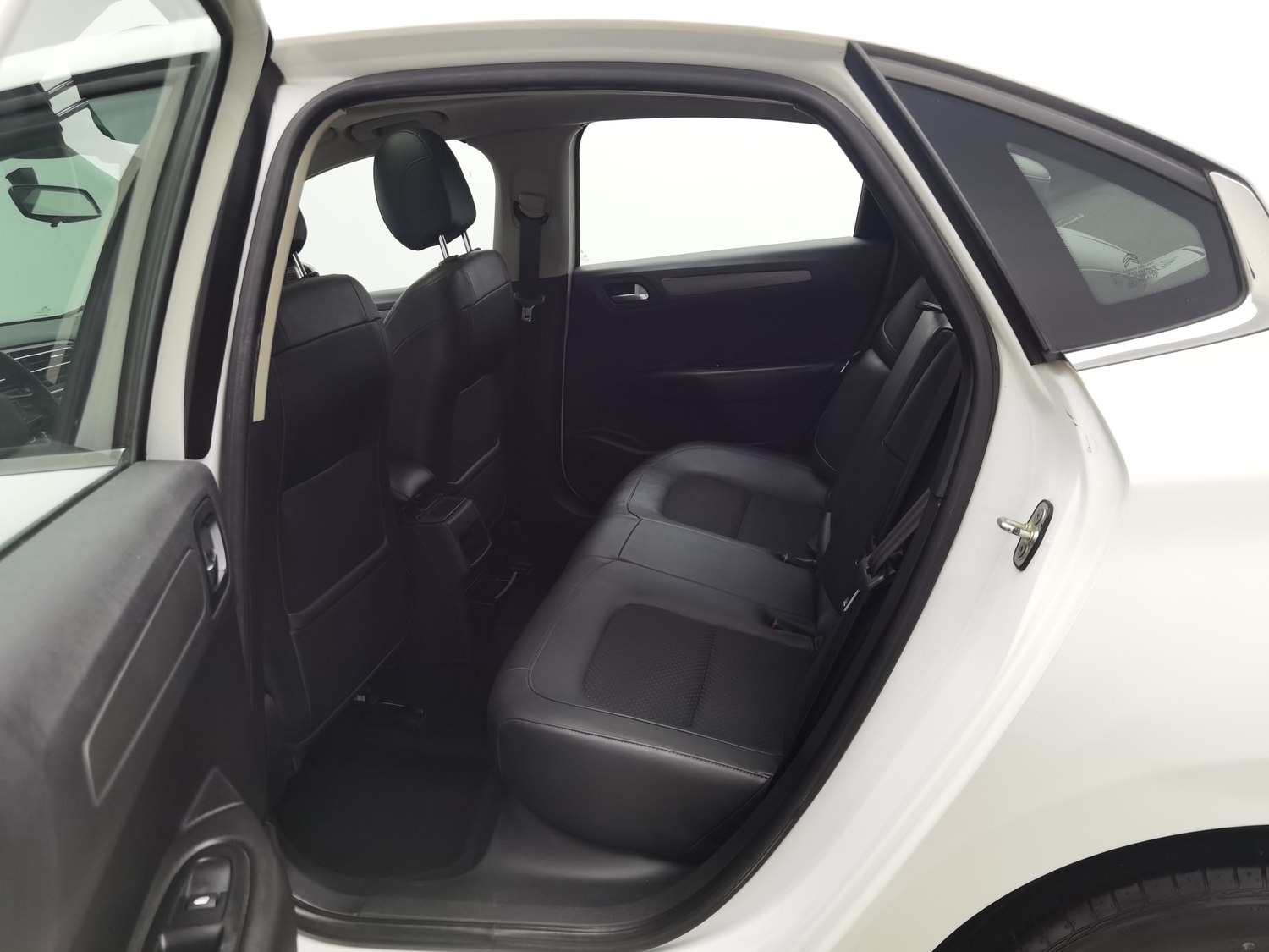 Used Citroen C4 Quatre 2016 1.6 MT