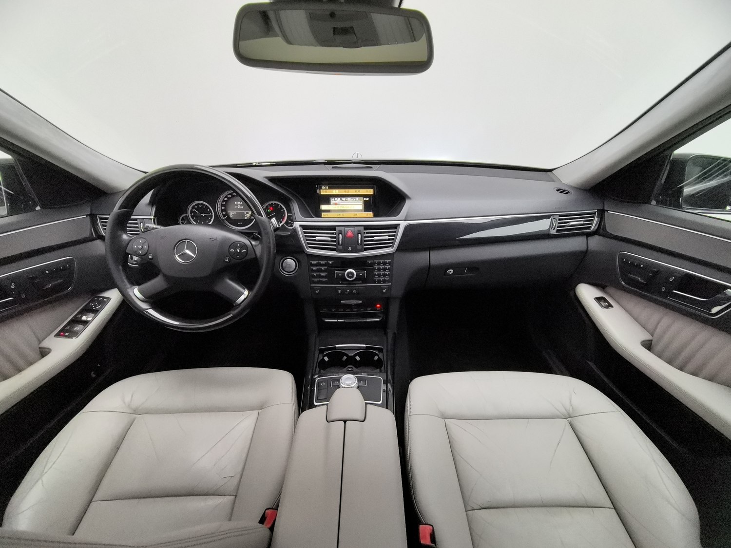 Used Mercedes-Benz E-Class (Import) 2010 3.0 AT