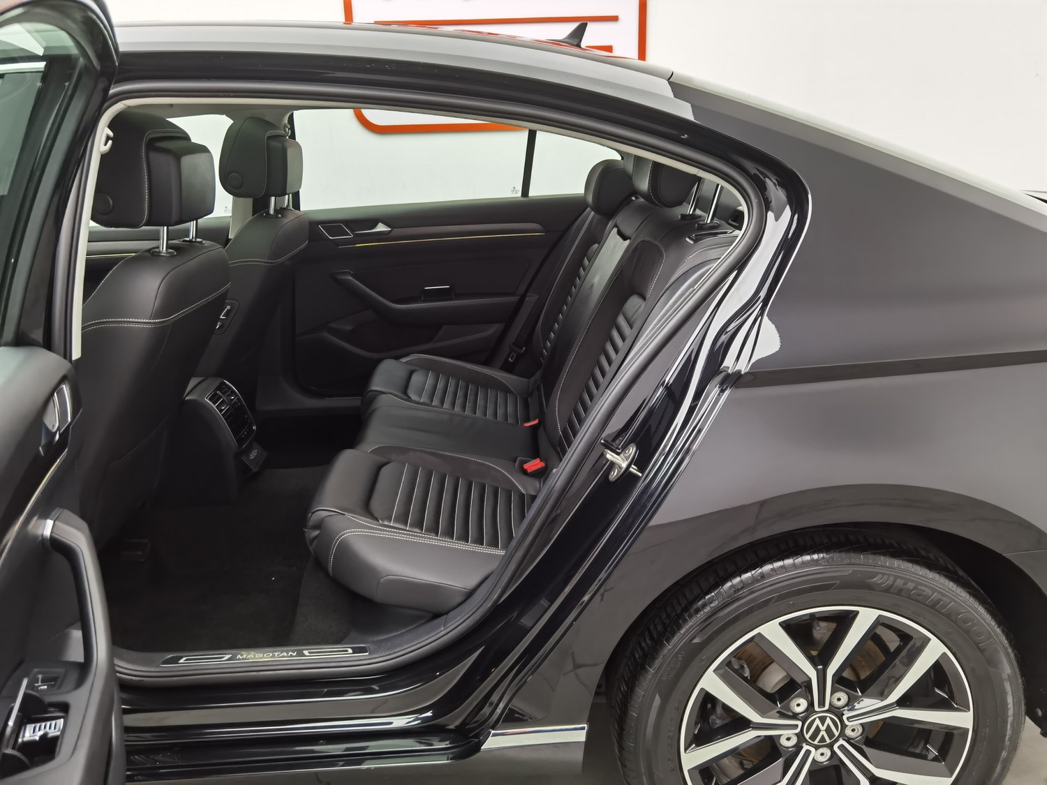 Used Volkswagen Magotan 2020 2.0 AT