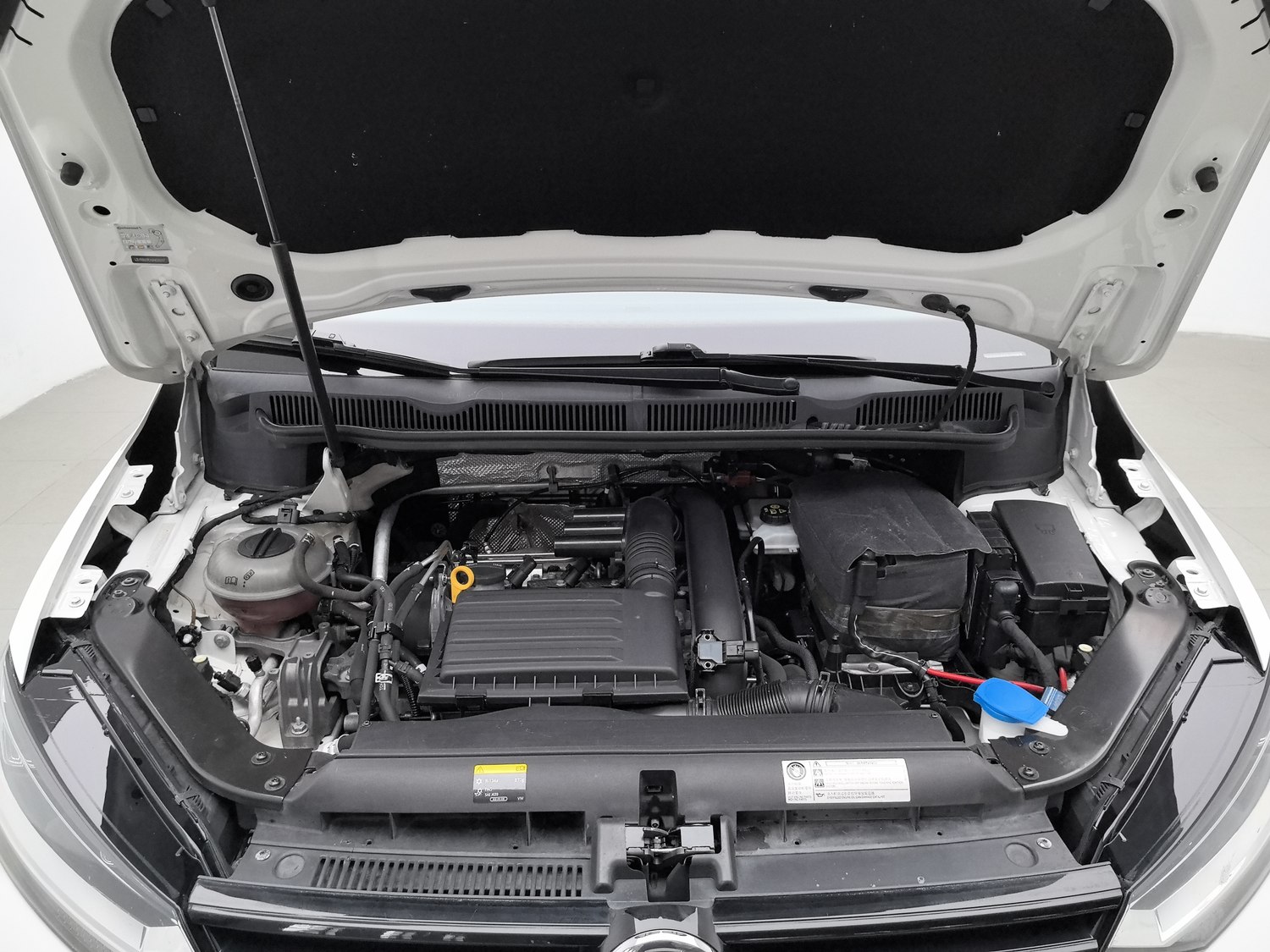 Used Volkswagen Touran 2016 1.4 AT