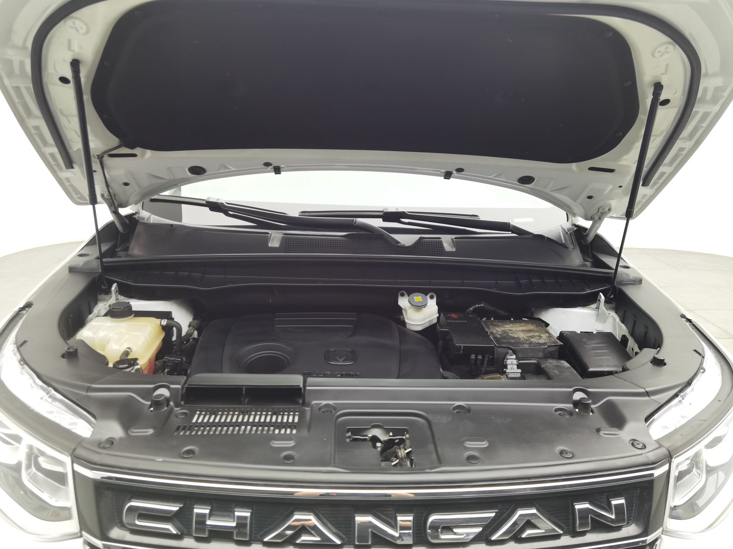 Used Changan CS95 2017 2.0 AT