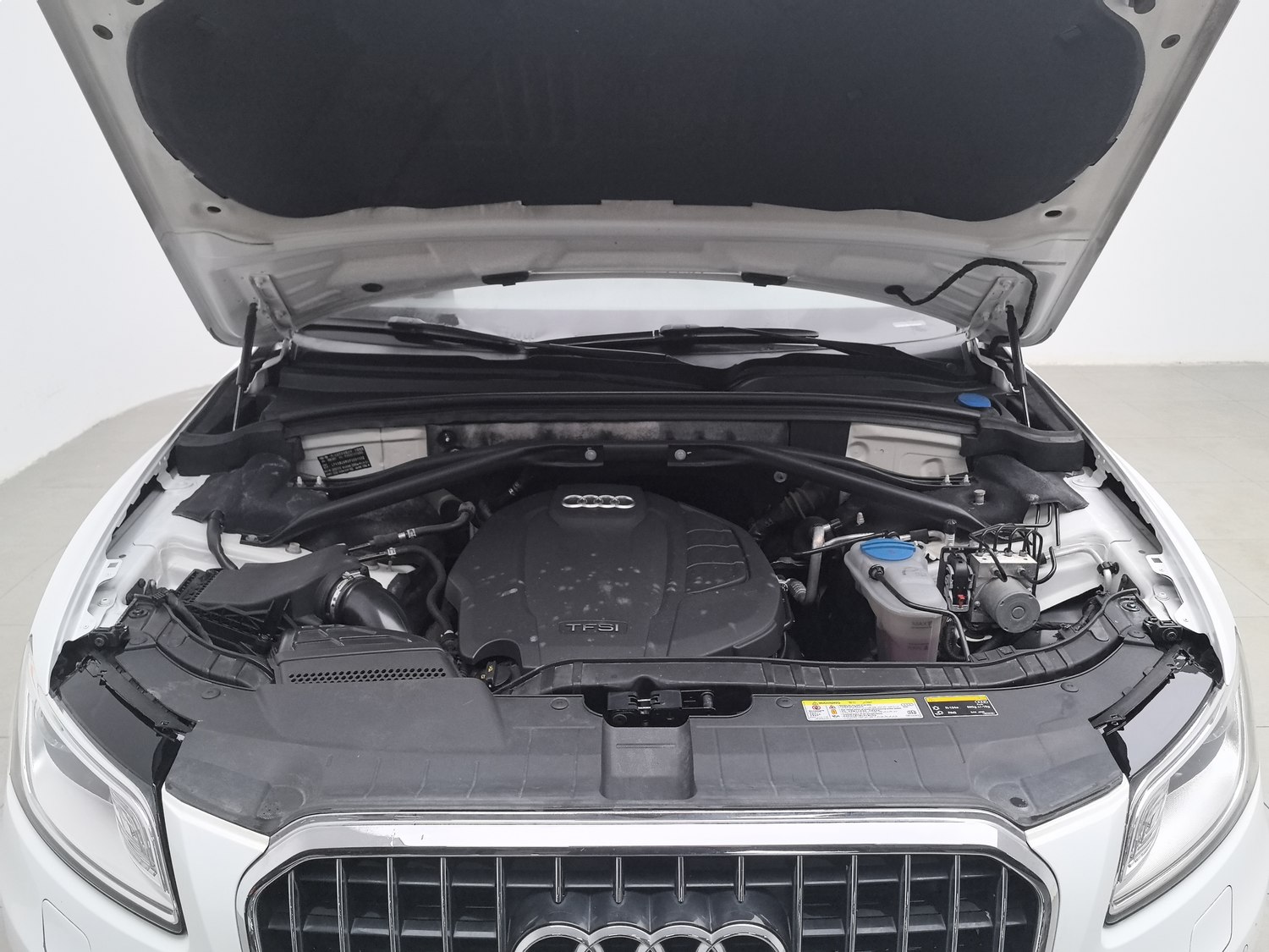 Used Audi Q5 2016 2.0 AT