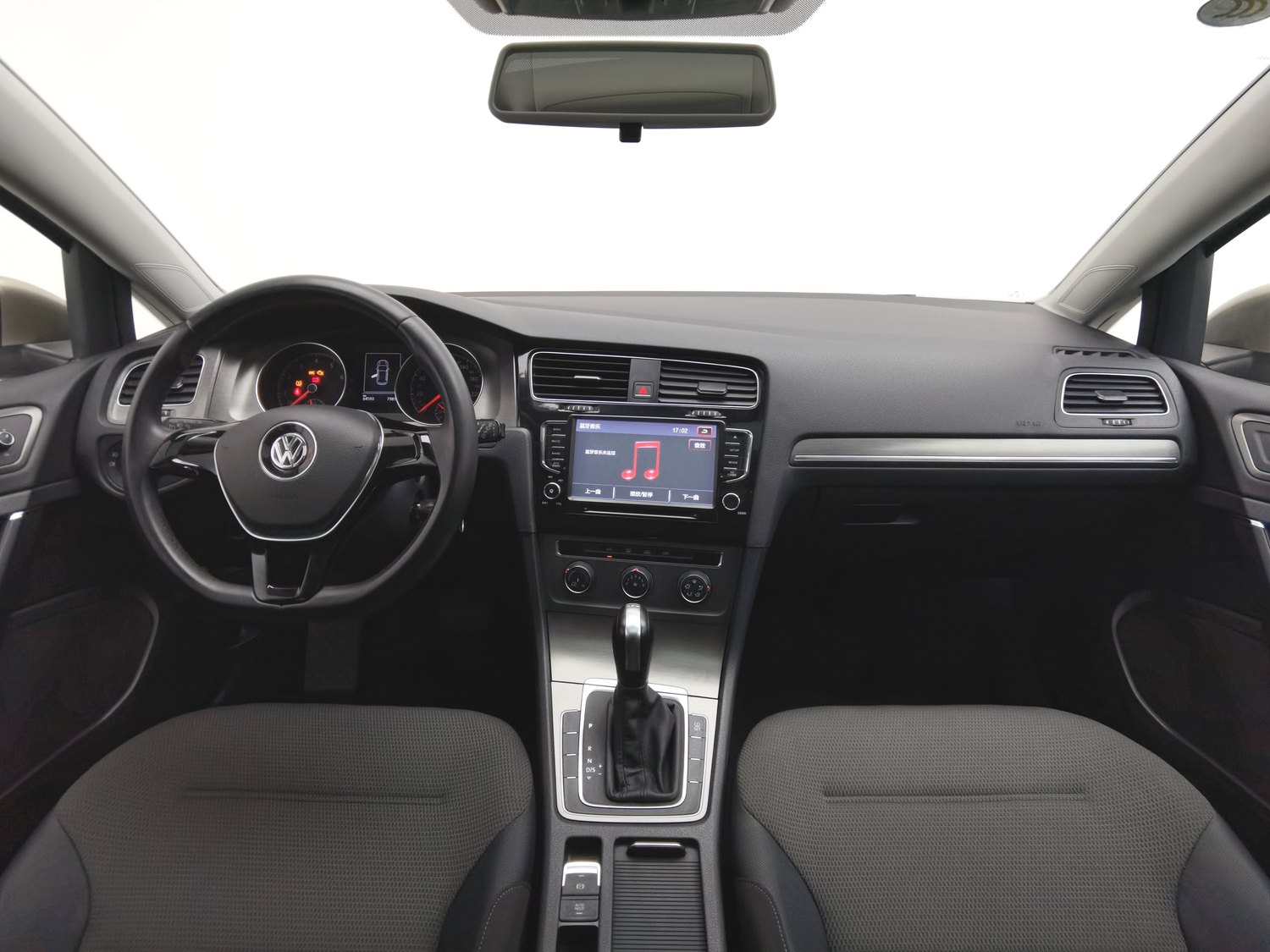 Used Volkswagen Golf 2015 1.4 AT