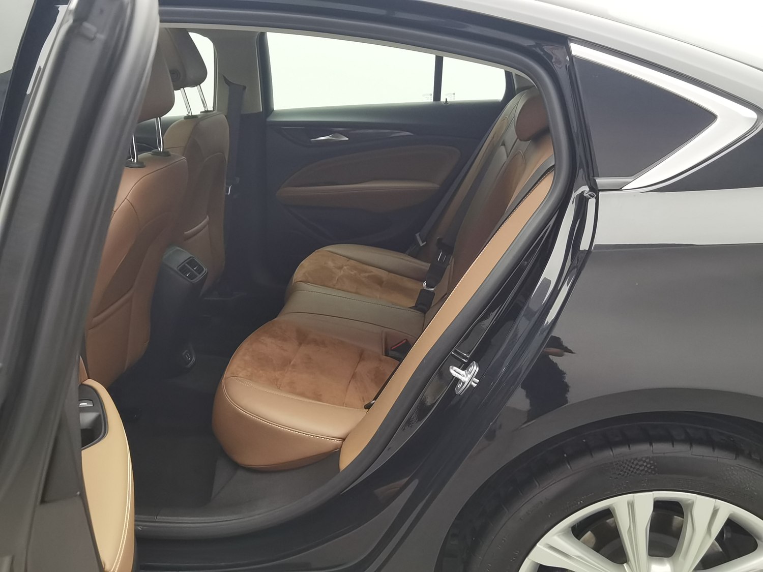 Used Buick Regal 2024 2.0 AT