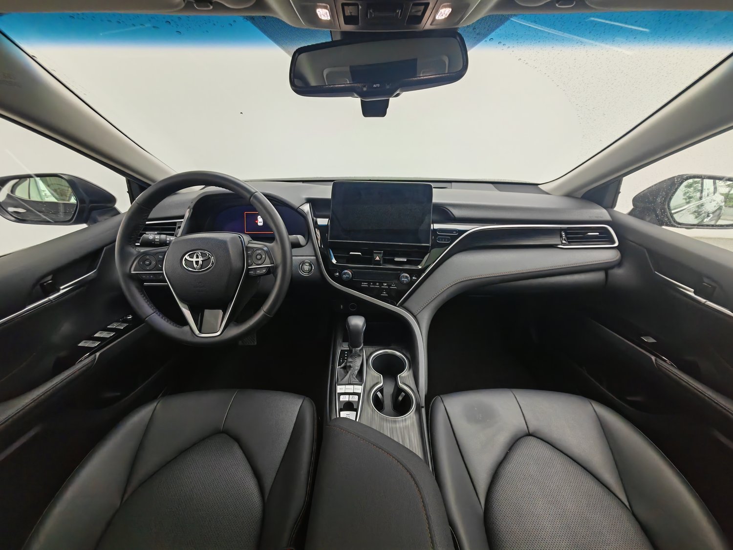 Used Toyota Camry 2021 2.5 AT