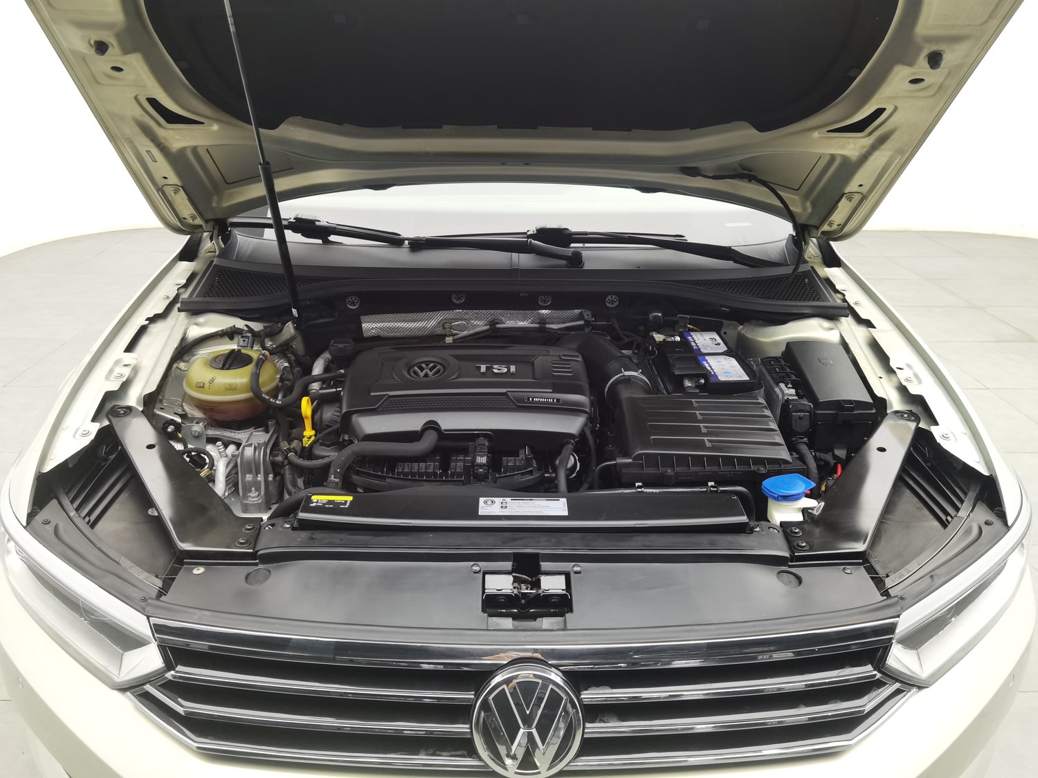 Used Volkswagen Magotan 2018 1.8 AT
