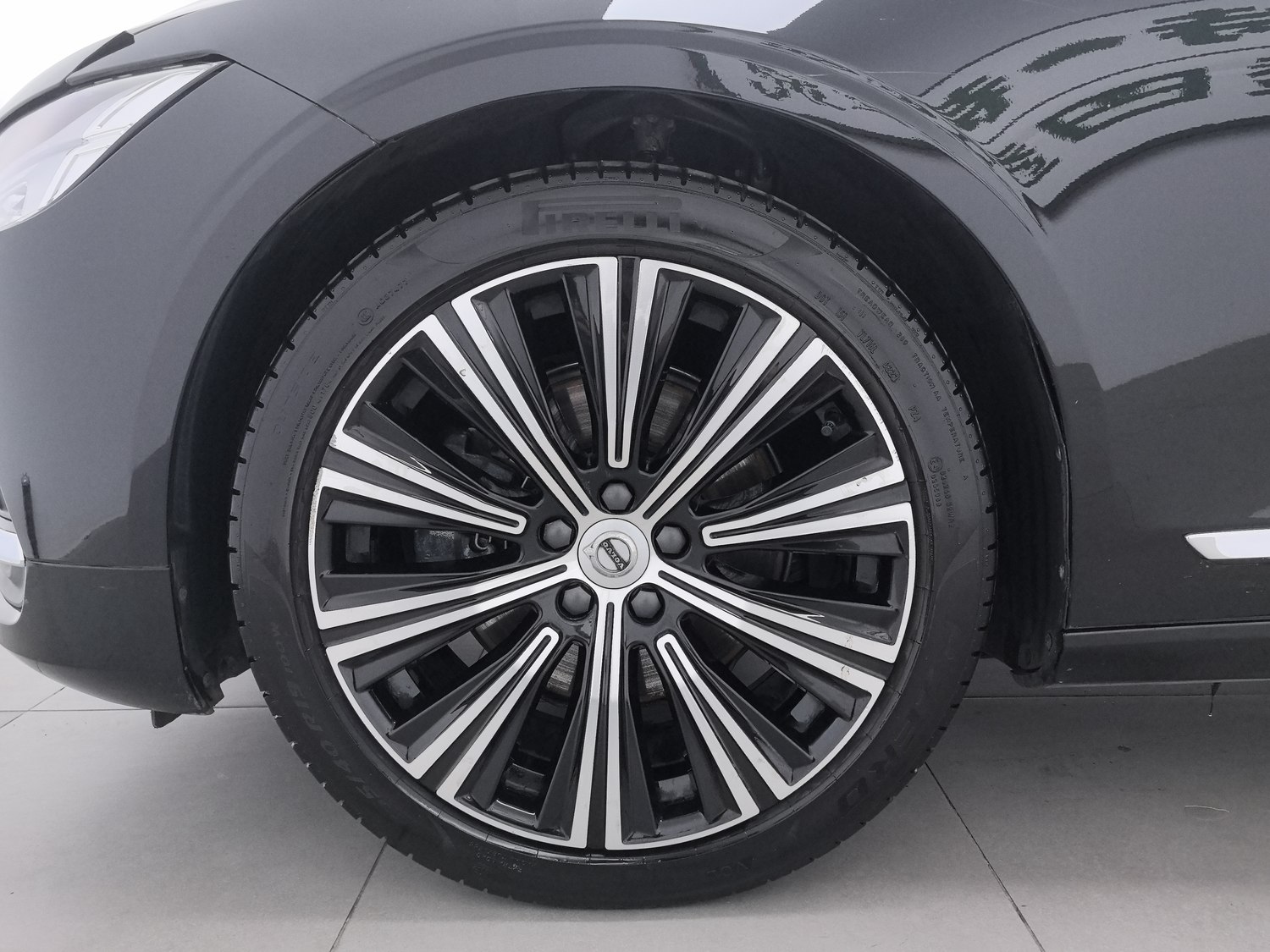 Used Volvo S90 2023 2.0 AT