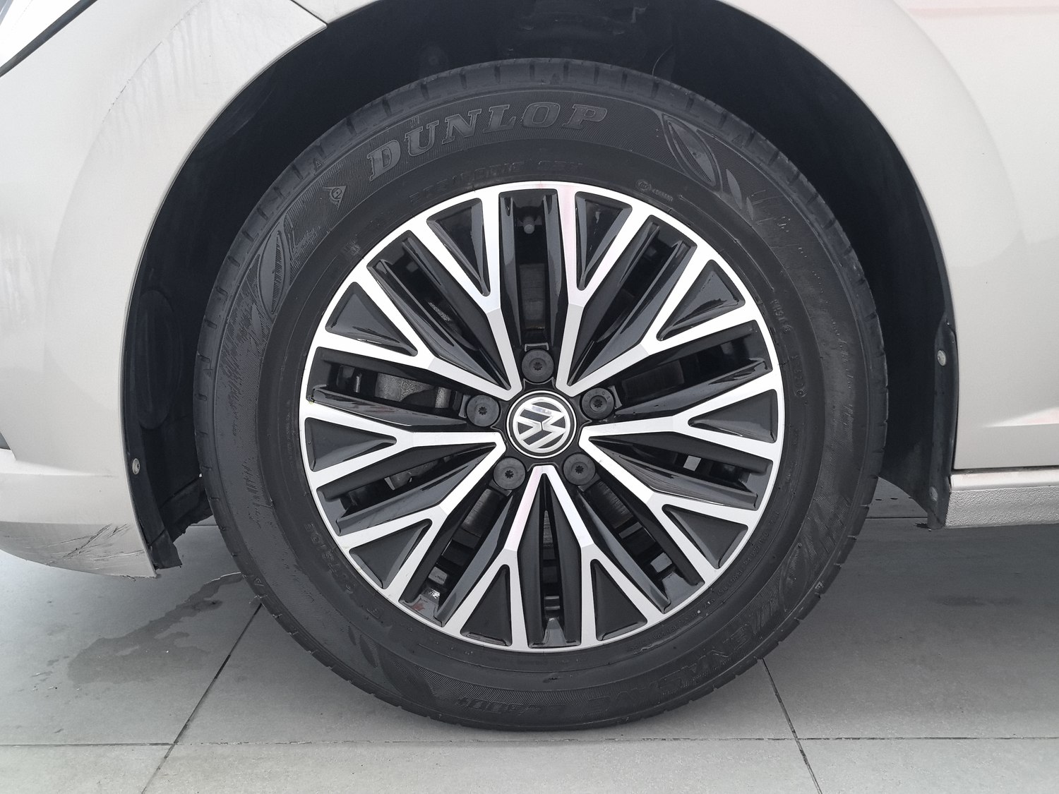 Used Volkswagen Sagitar 2020 1.4 AT
