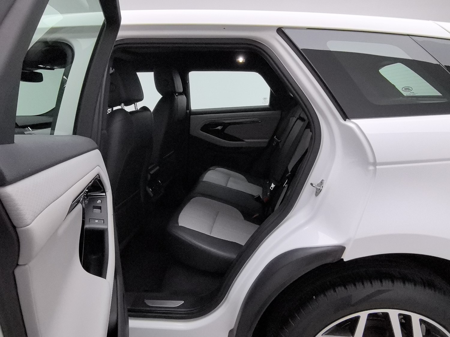 Used Land Rover Range Rover Evoque 2020 2.0 AT