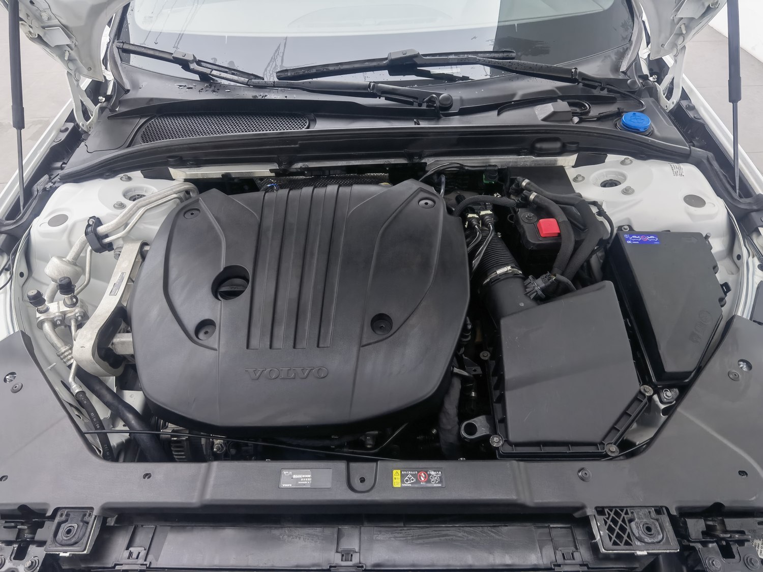 Used Volvo S60 2023 2.0 AT