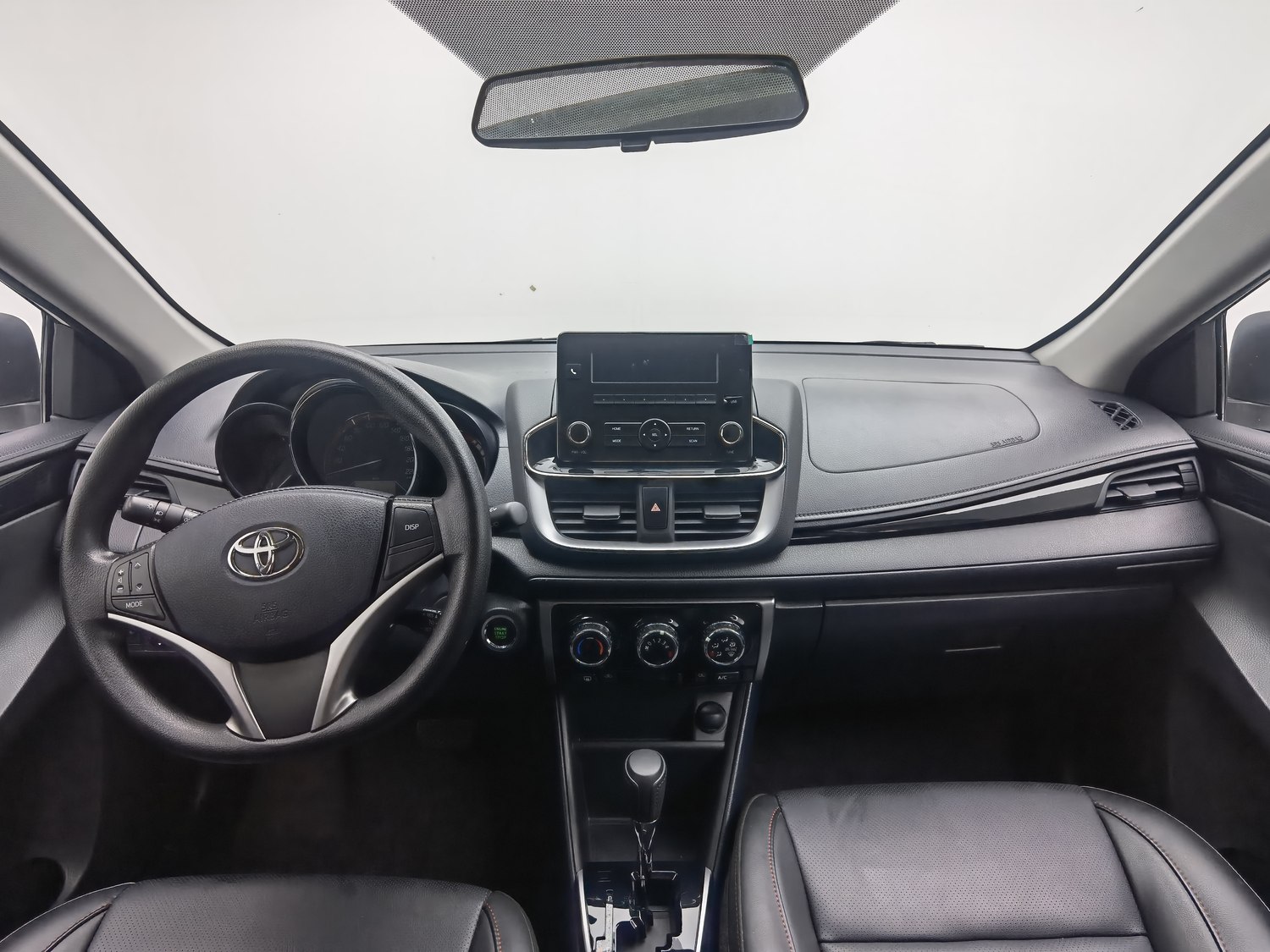 Used Toyota YARiS L 2022 1.5 AT