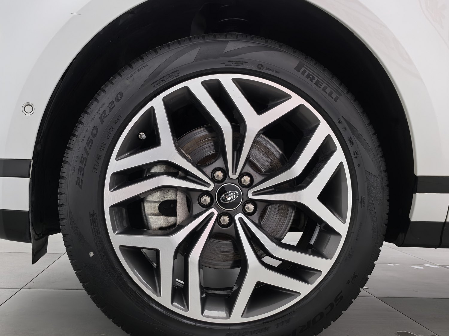 Used Land Rover Range Rover Evoque 2020 2.0 AT