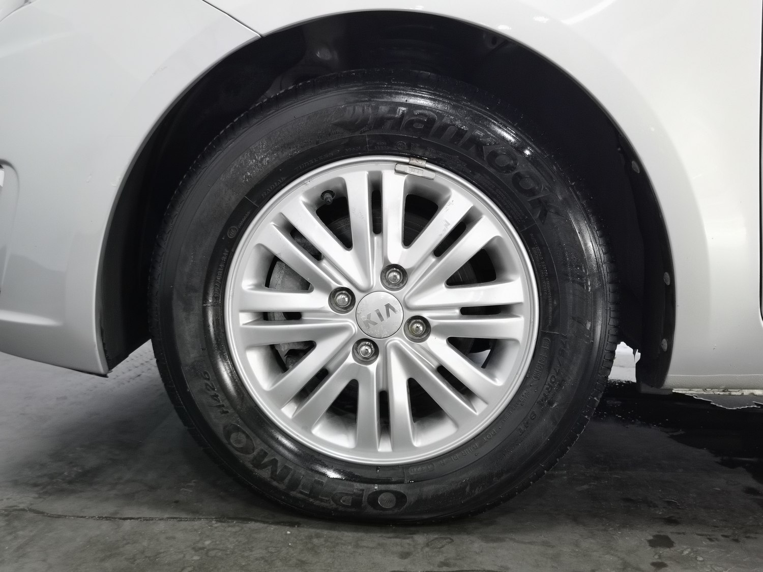 Used Kia K2 2012 1.4 MT