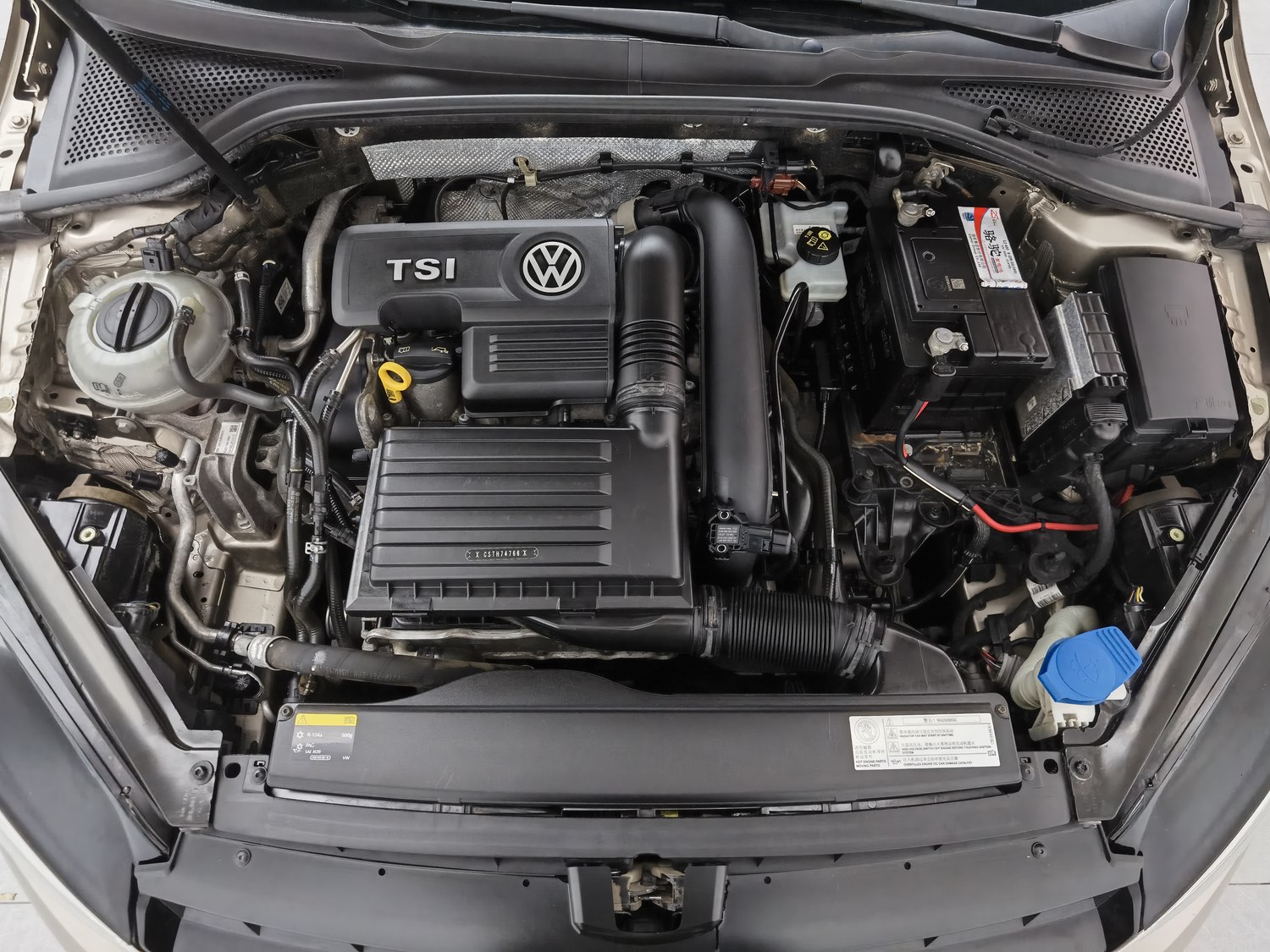 Used Volkswagen Golf 2015 1.4 AT