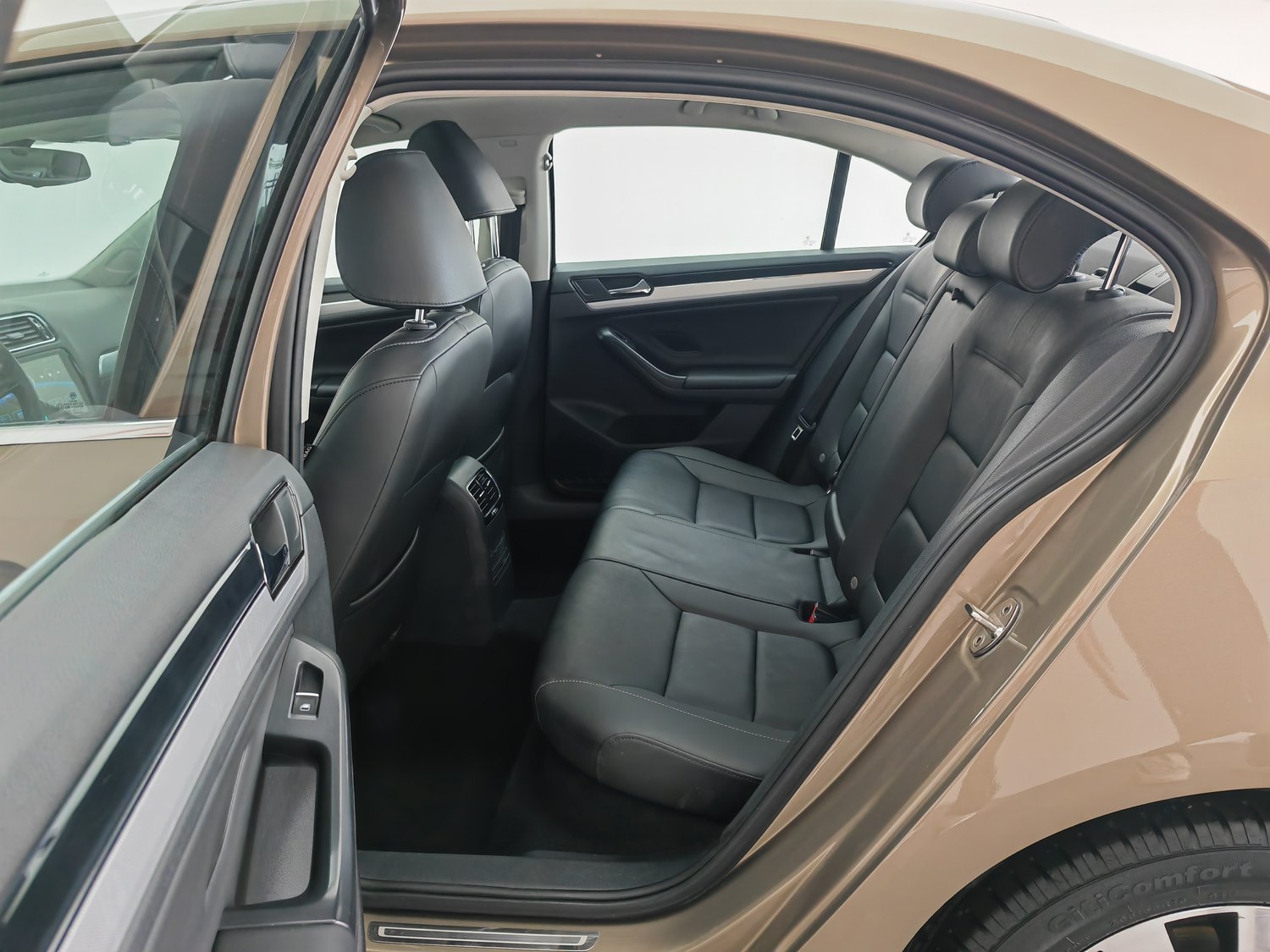 Used Volkswagen Sagitar 2018 1.6 AT