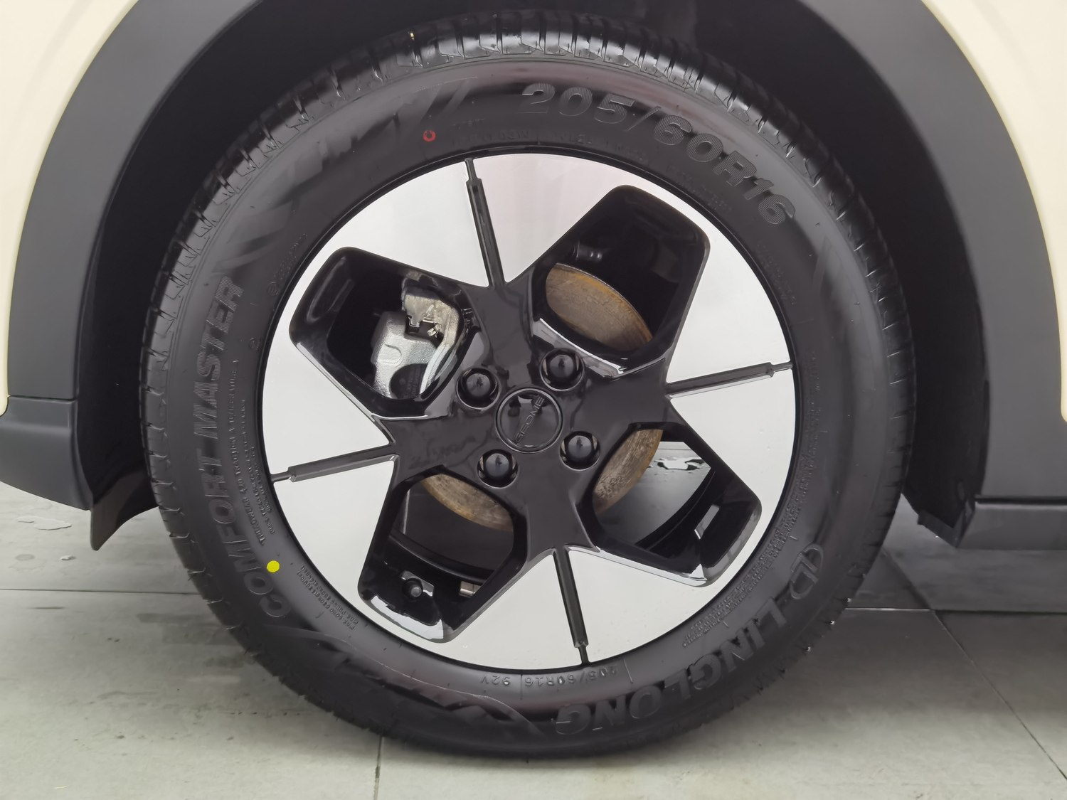 Used Geely Galaxy Wish 2025