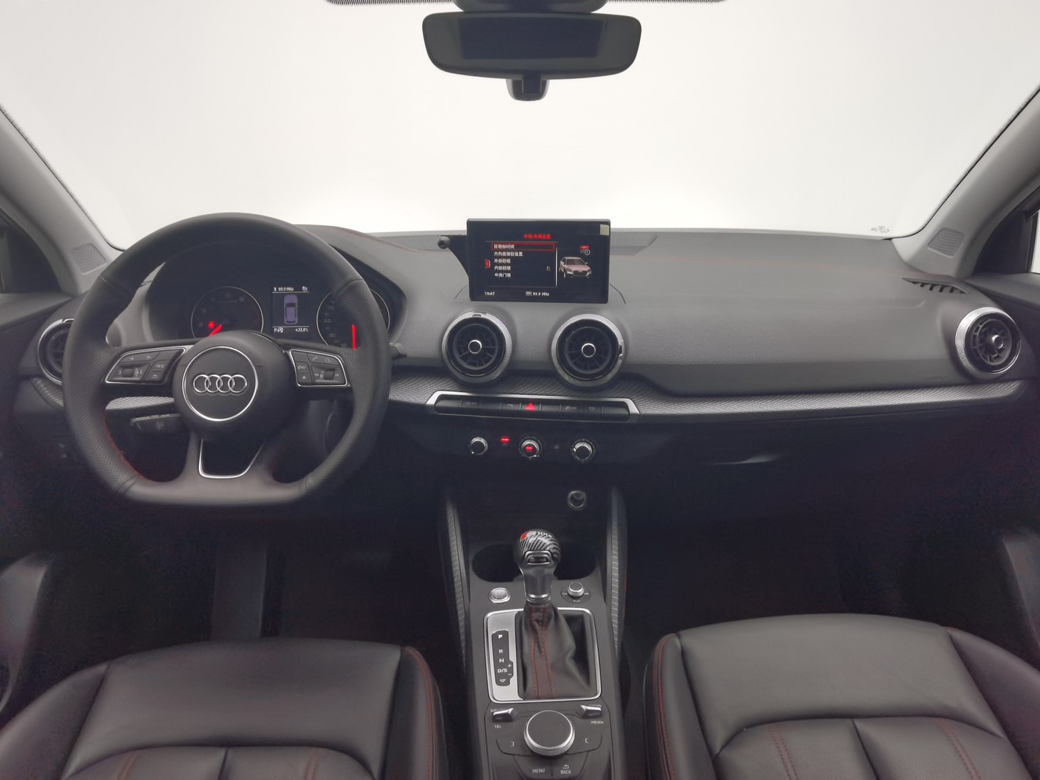 Used Audi Q2L 2022 1.4 AT
