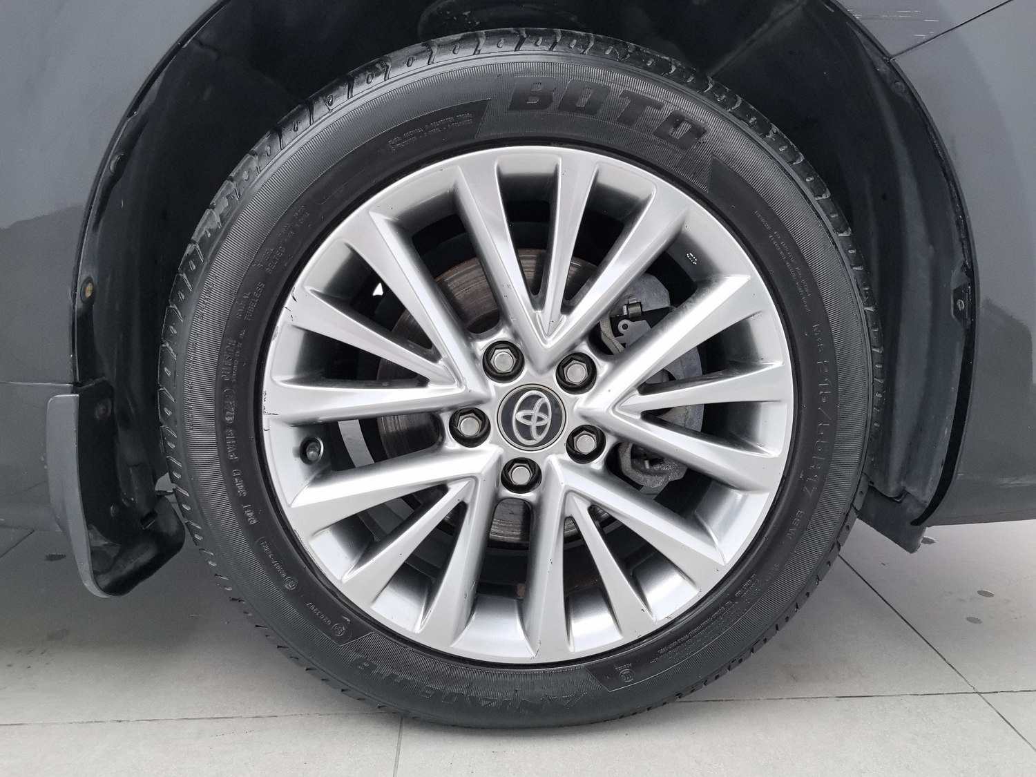 Used Toyota Camry 2016 2.5 AT
