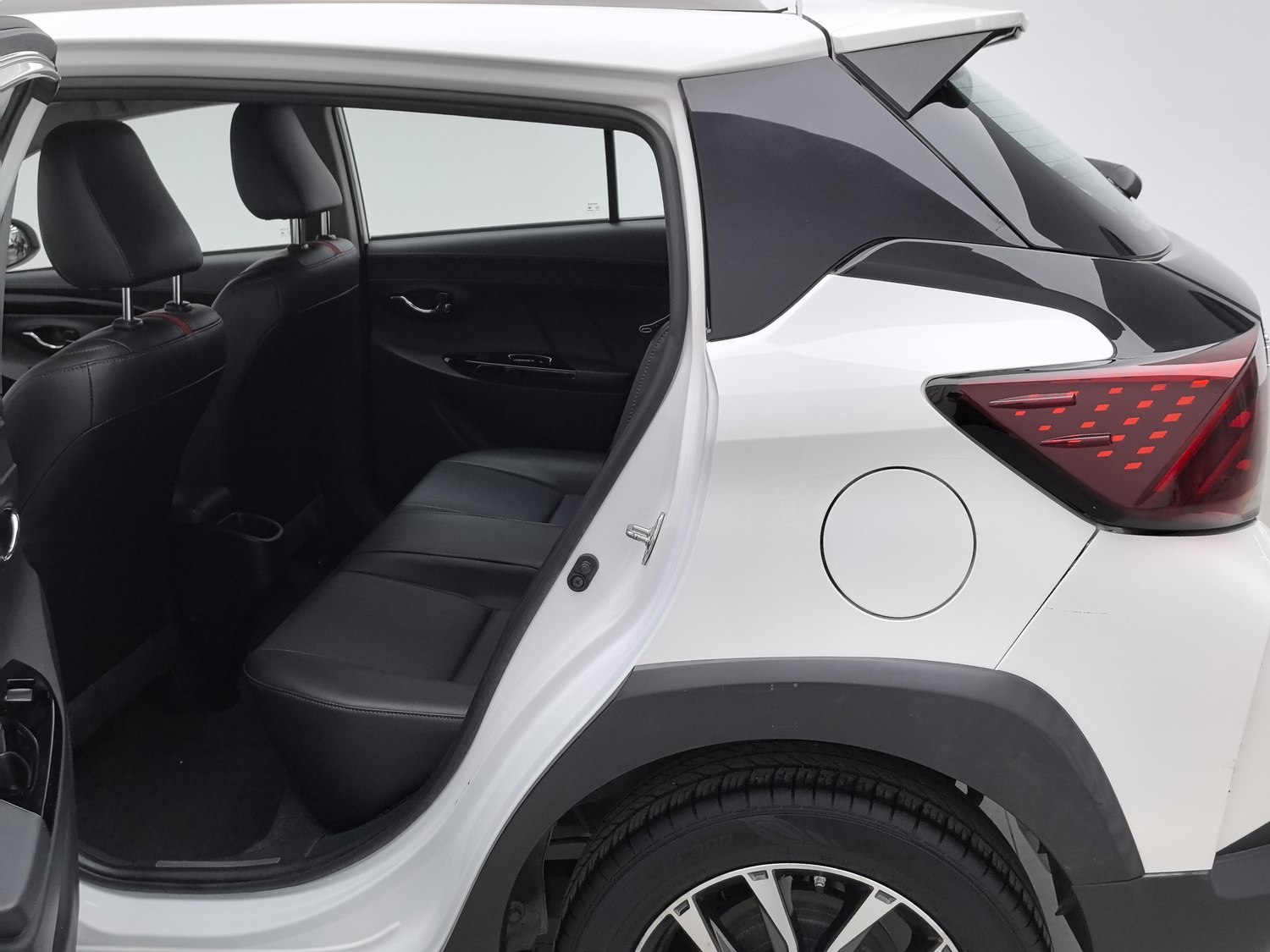 Used Toyota YARiS L 2020 1.5 AT
