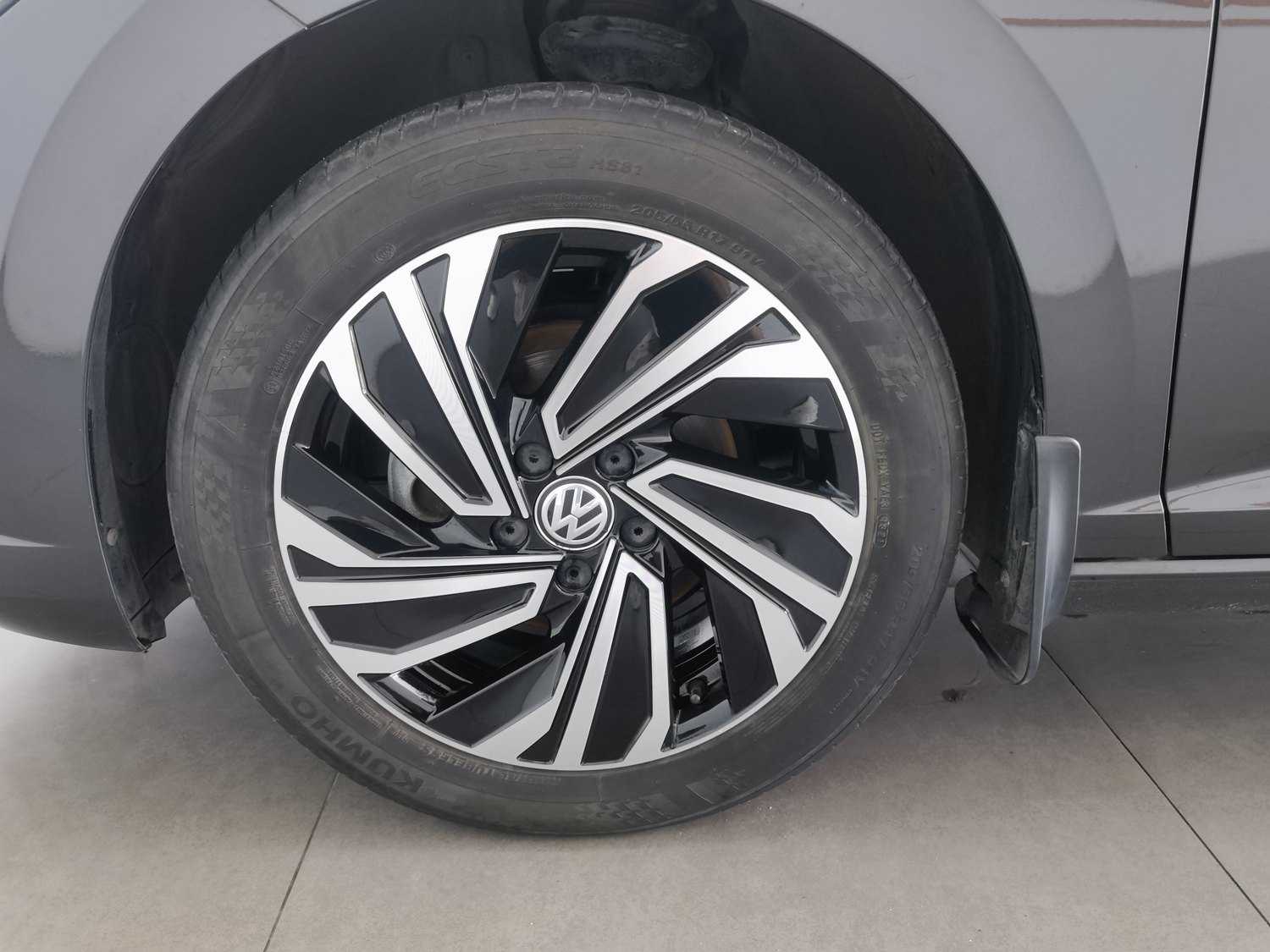 Used Volkswagen Sagitar 2021 1.4 AT