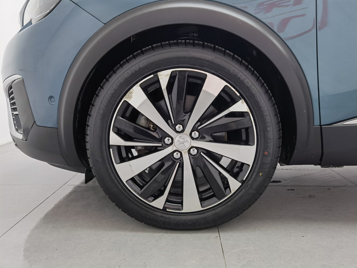 Used Peugeot 5008 2017 1.8 AT