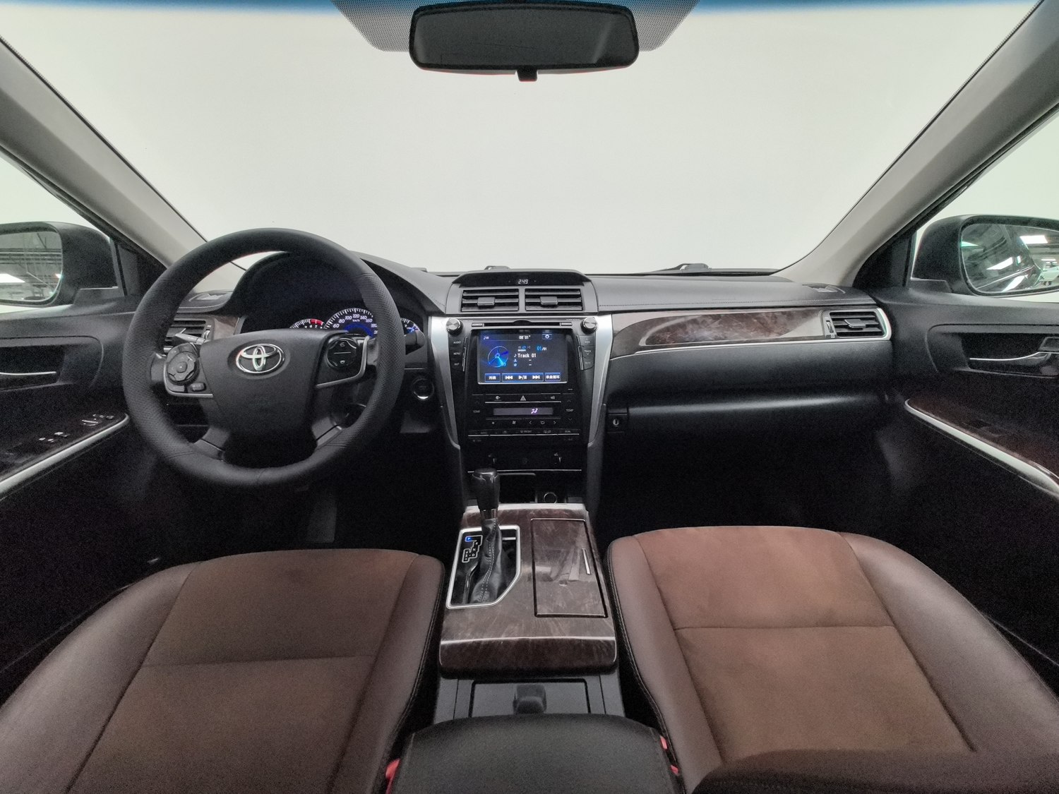 Used Toyota Camry 2016 2.5 AT